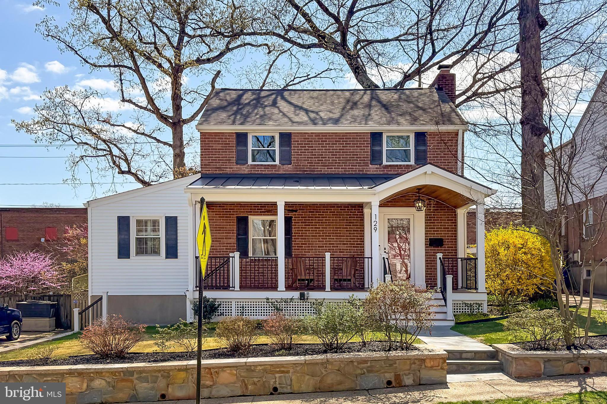 129 N COLUMBUS STREET