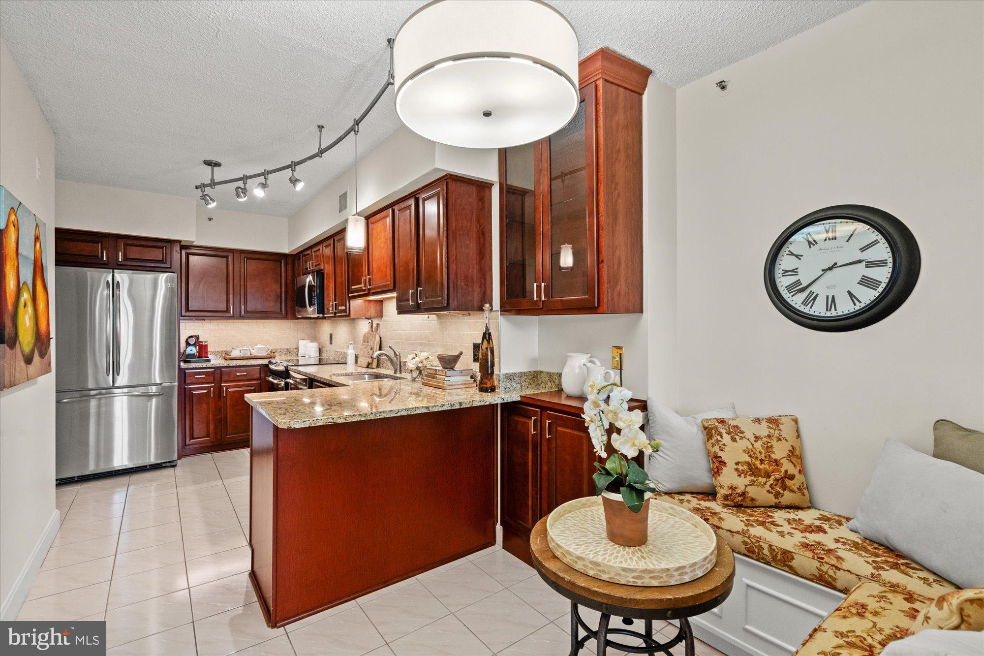 1300 CRYSTAL DRIVE 1204S
