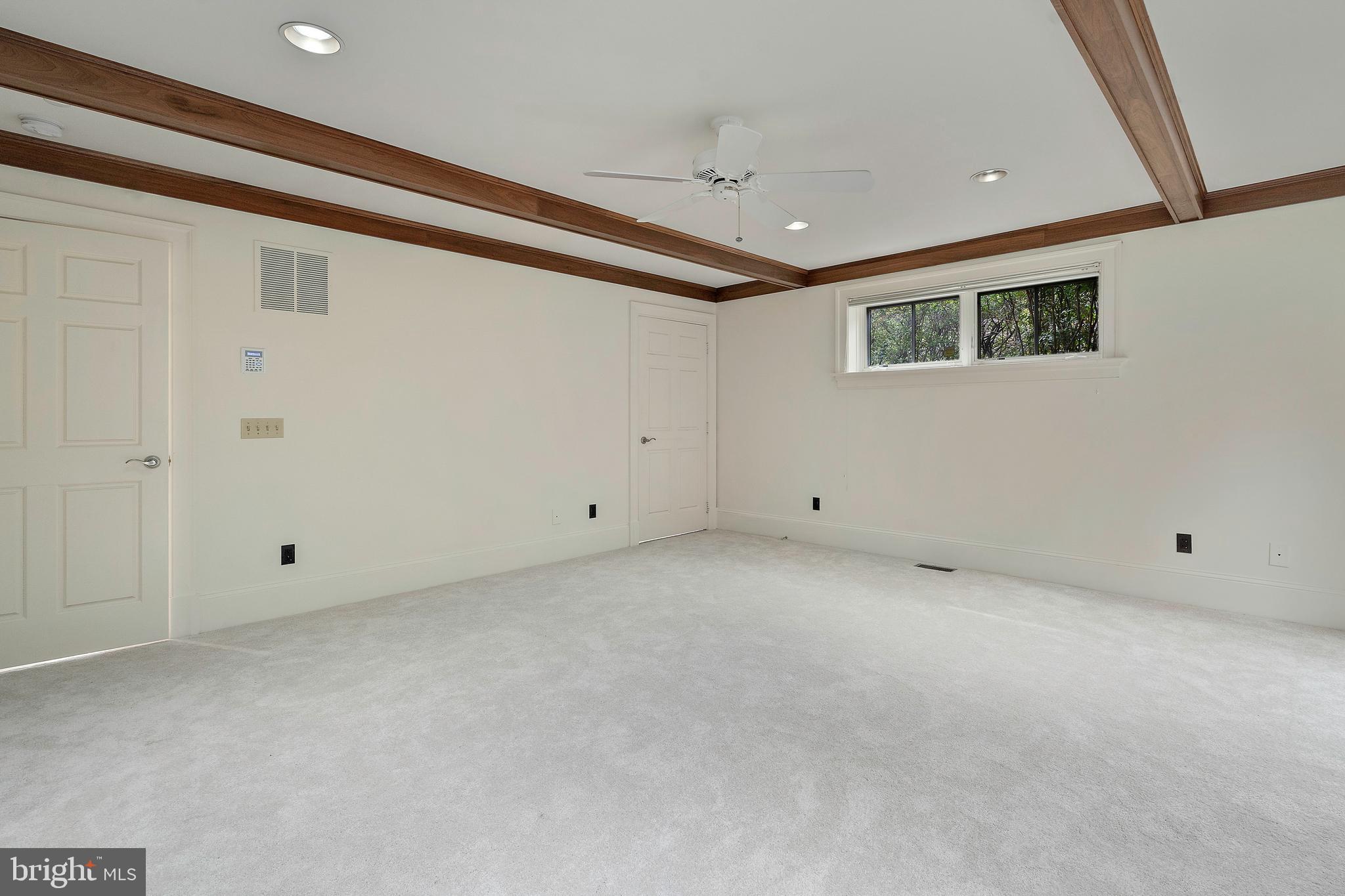 1790 S LYNN STREET
