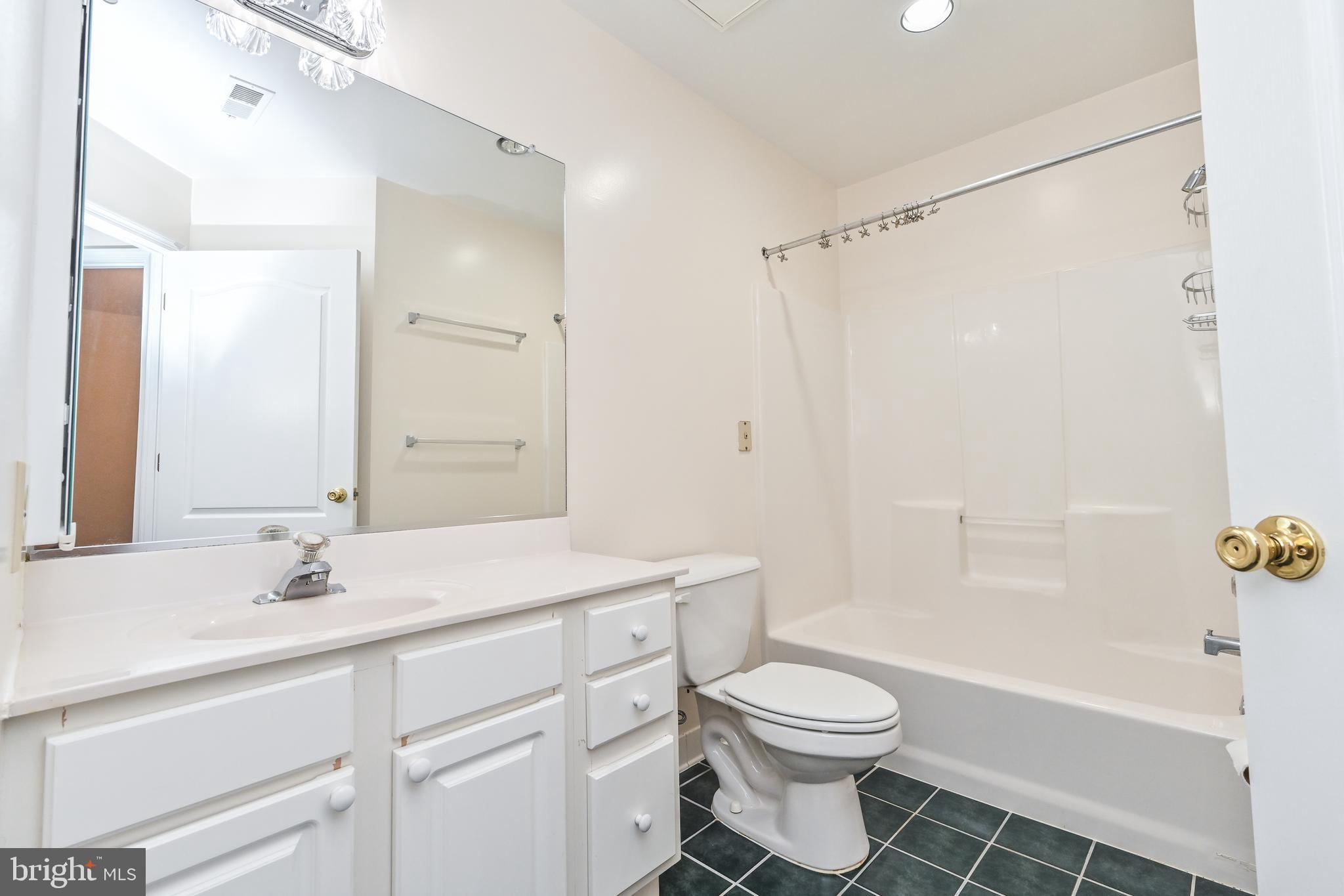 6924 FAIRFAX DRIVE 100