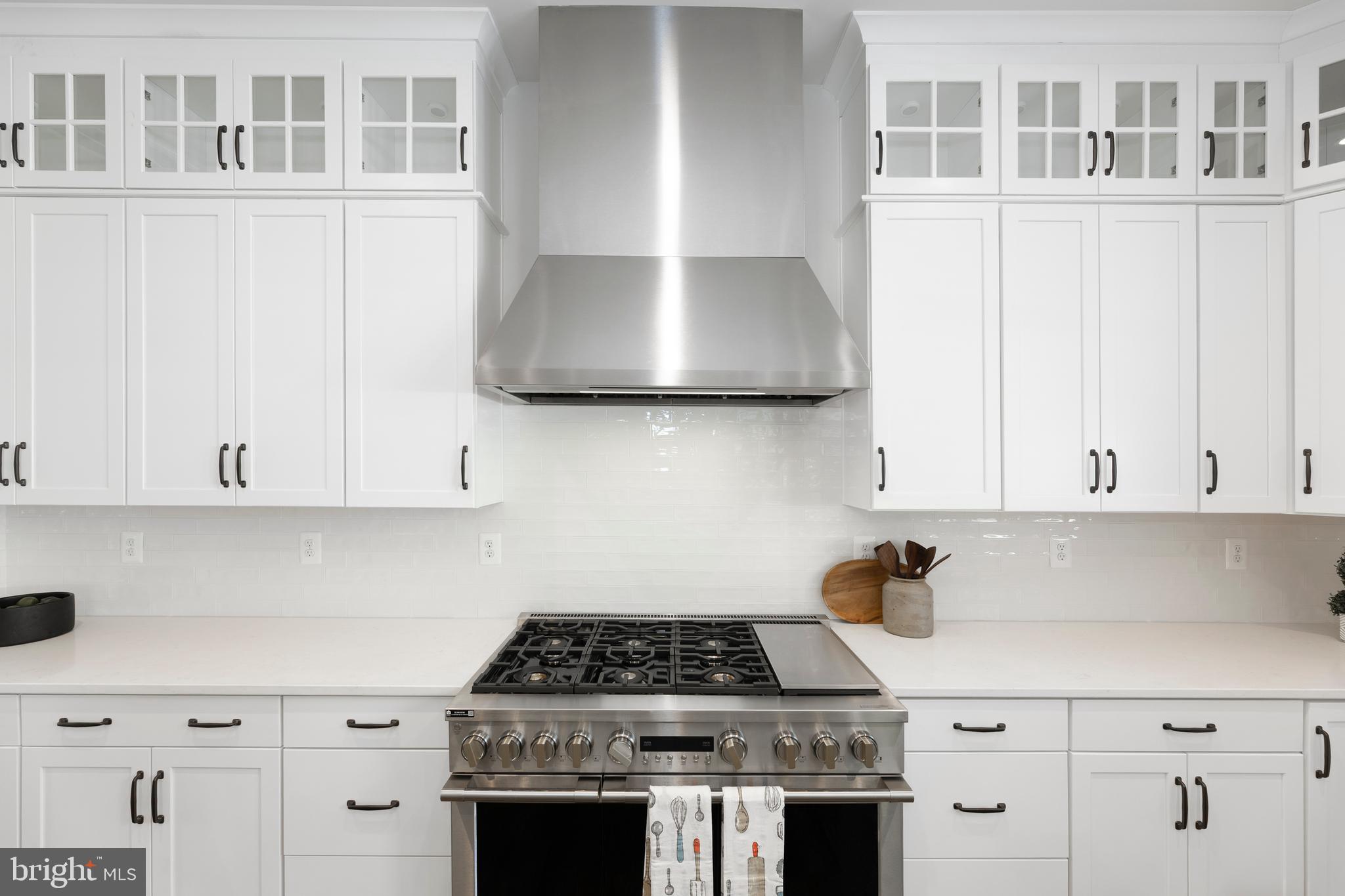 3812 N NELSON STREET