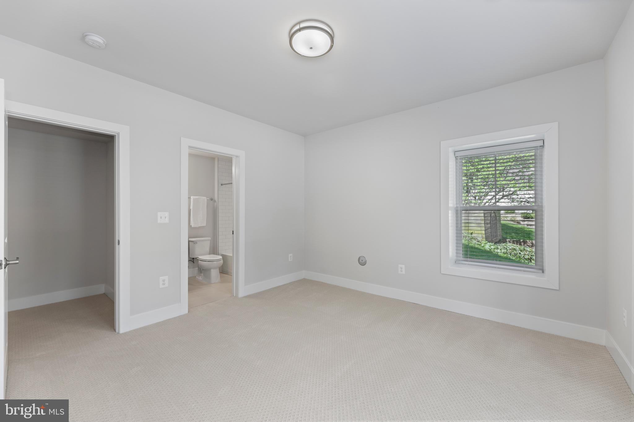 3812 N NELSON STREET