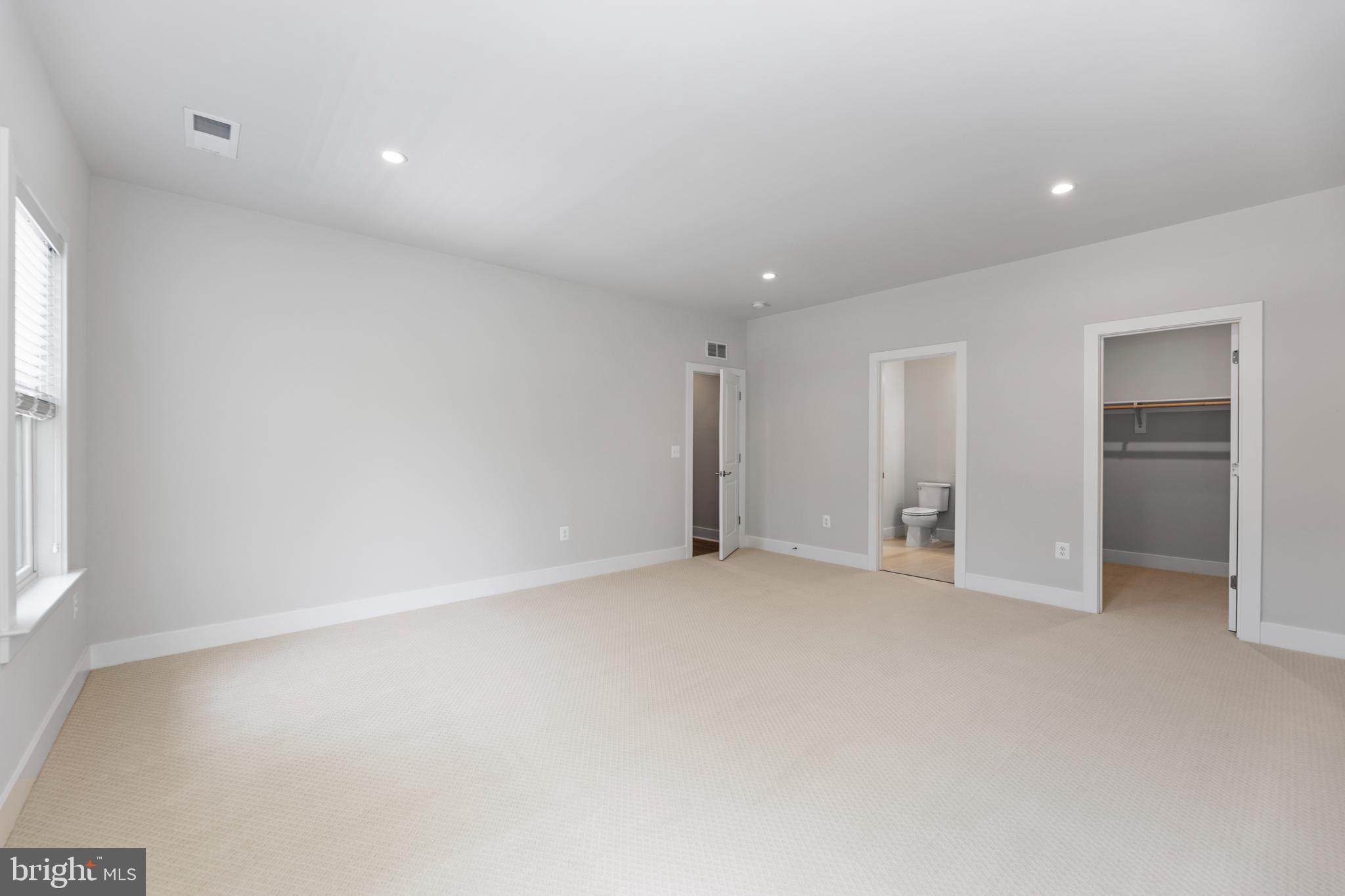 3812 N NELSON STREET