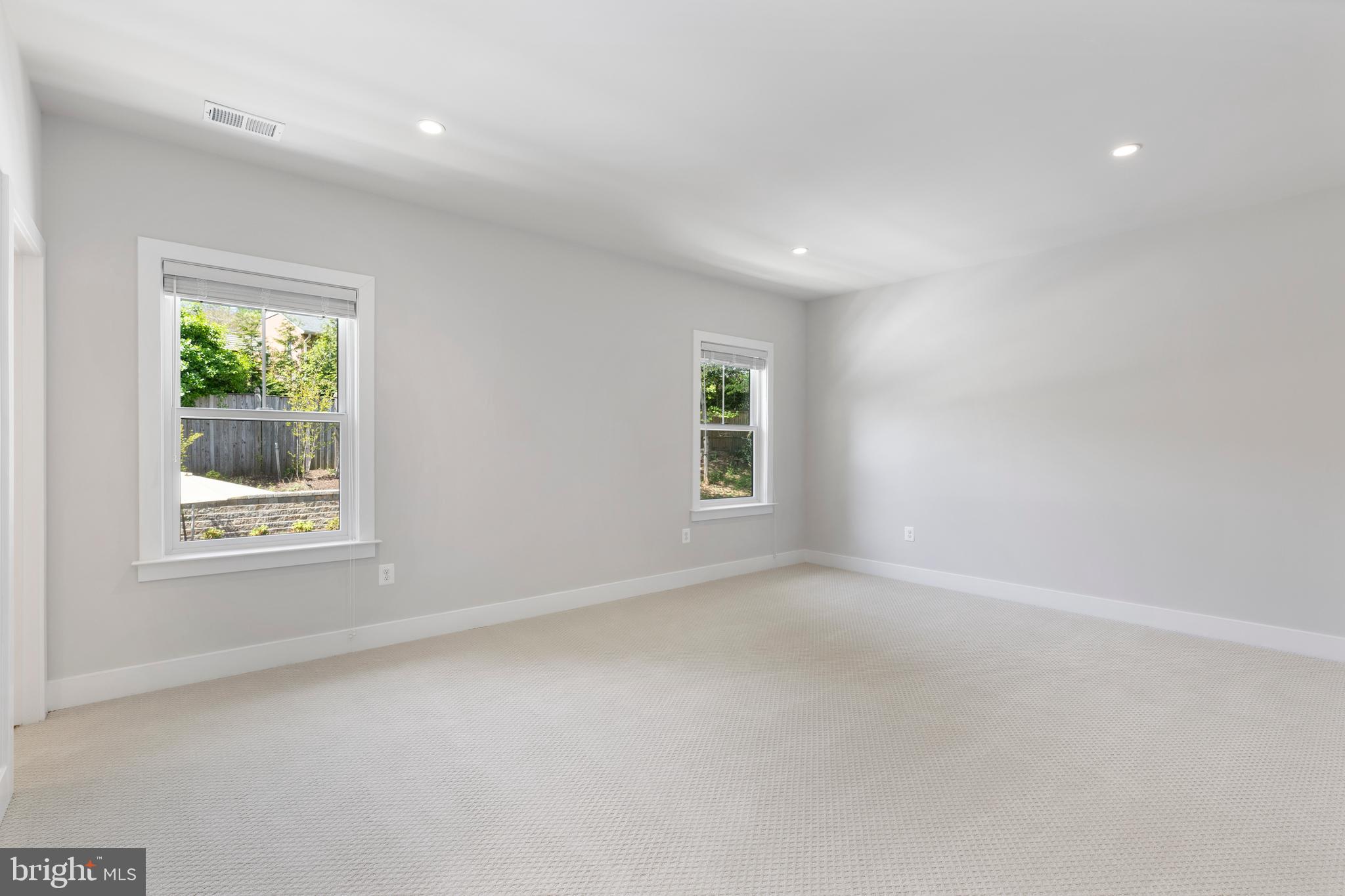 3812 N NELSON STREET