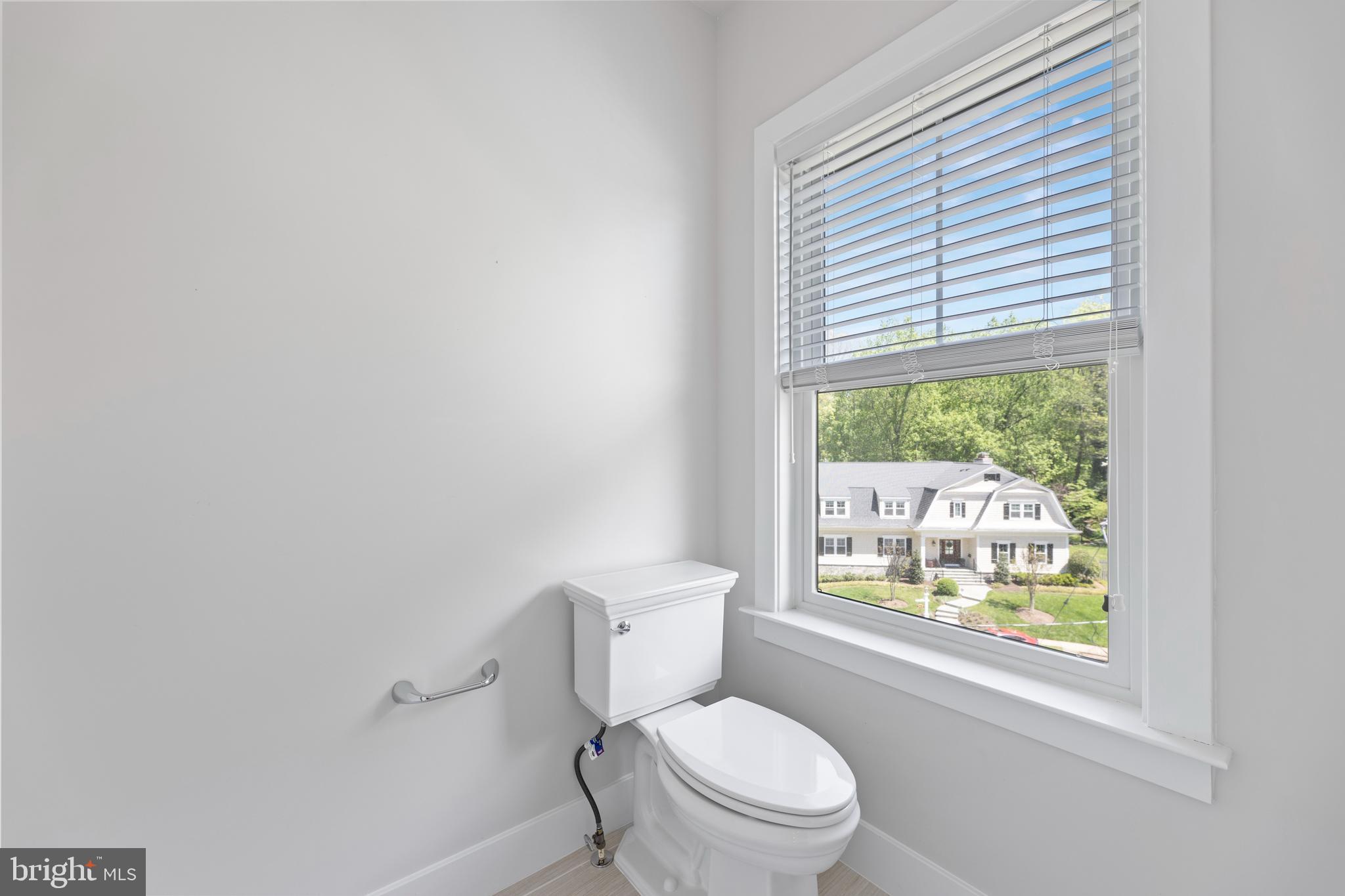 3812 N NELSON STREET