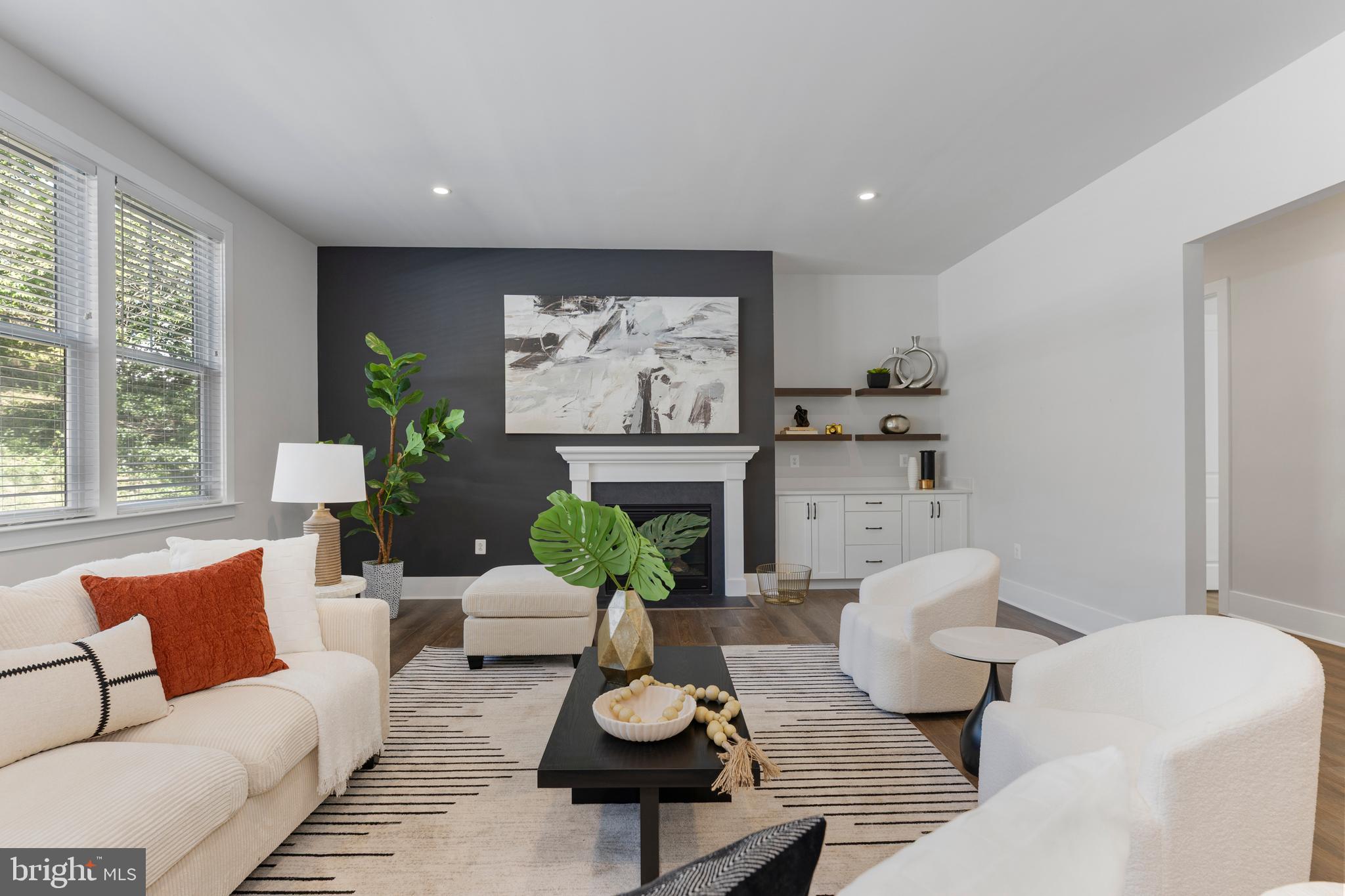 3812 N NELSON STREET