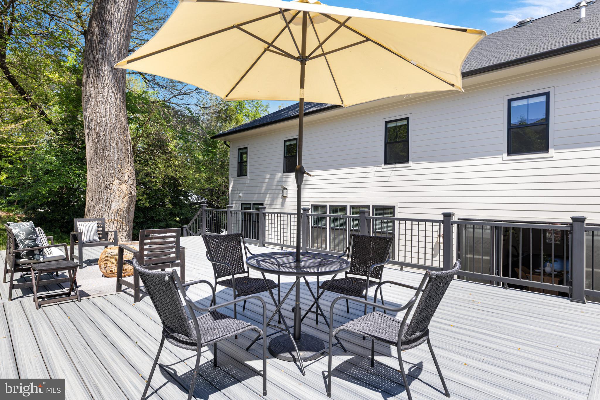 3812 N NELSON STREET