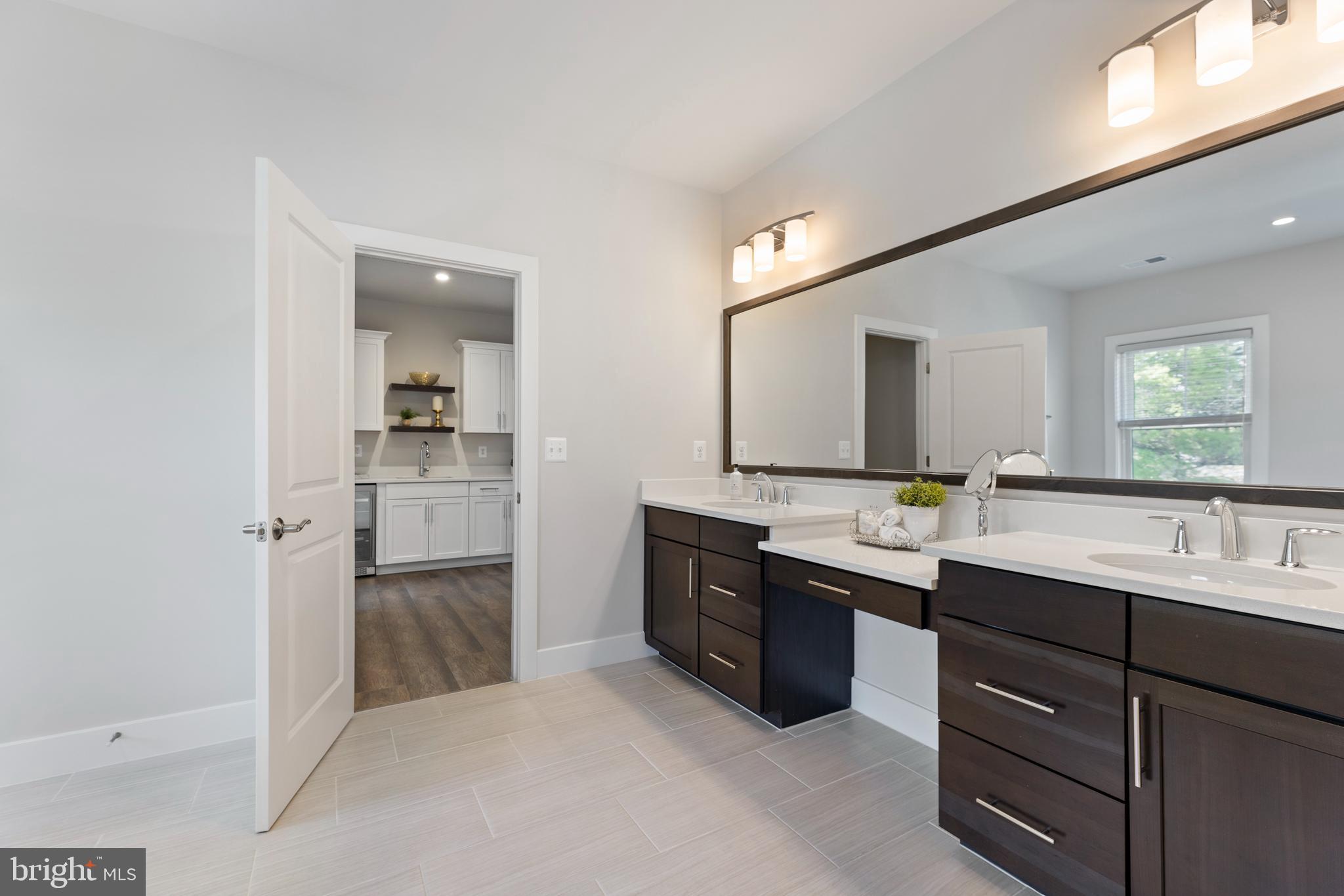 3812 N NELSON STREET