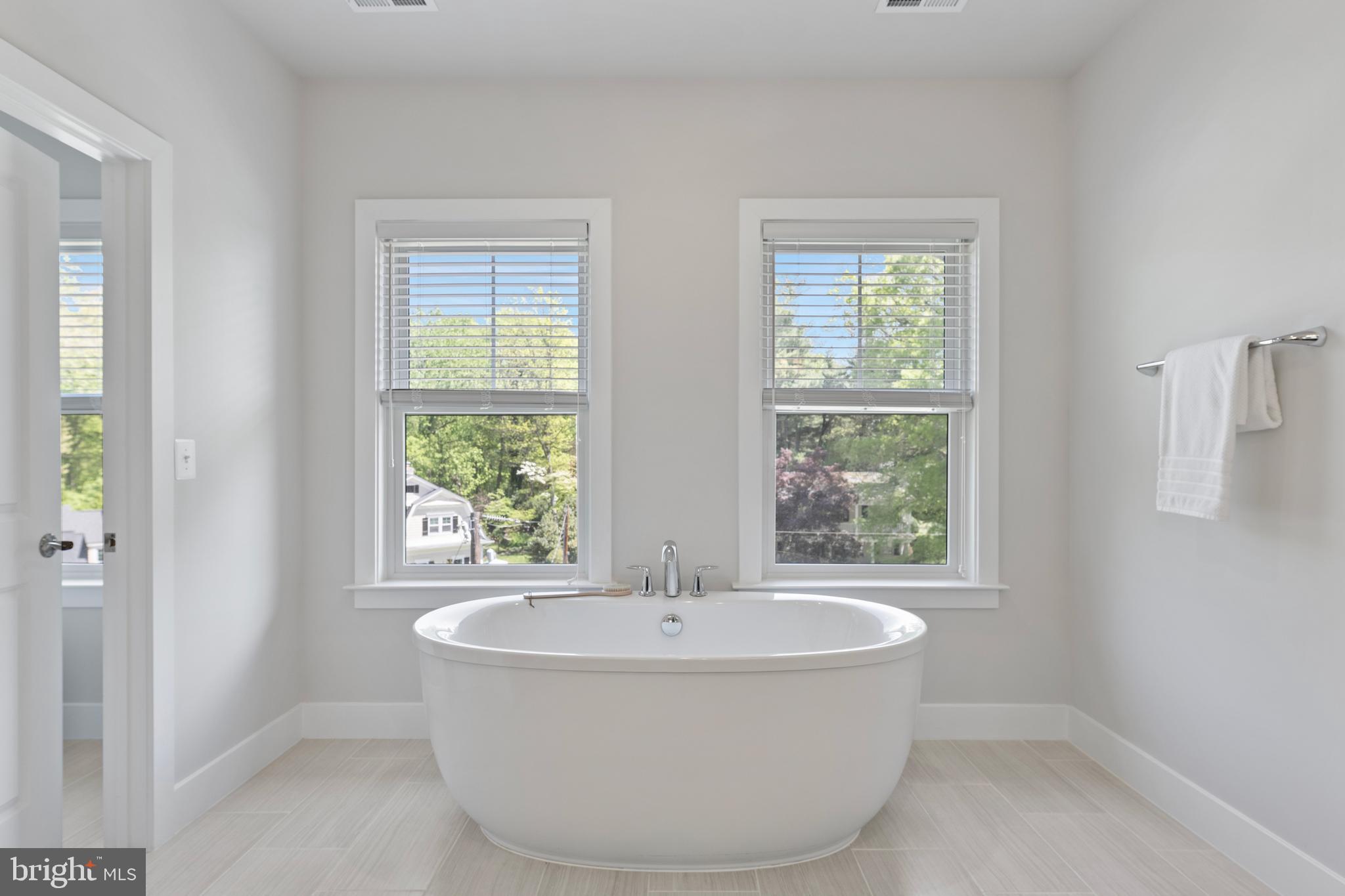 3812 N NELSON STREET