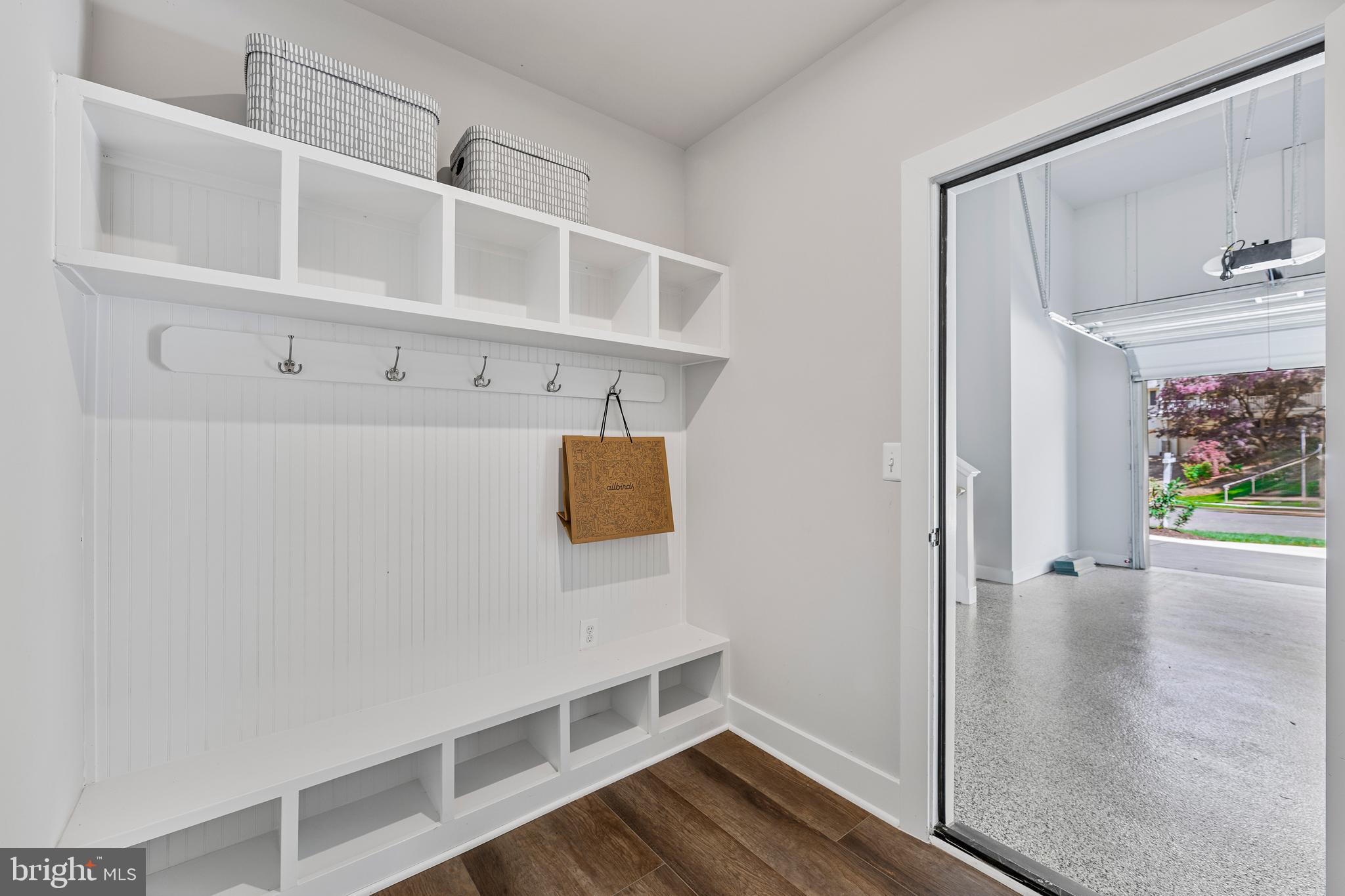 3812 N NELSON STREET