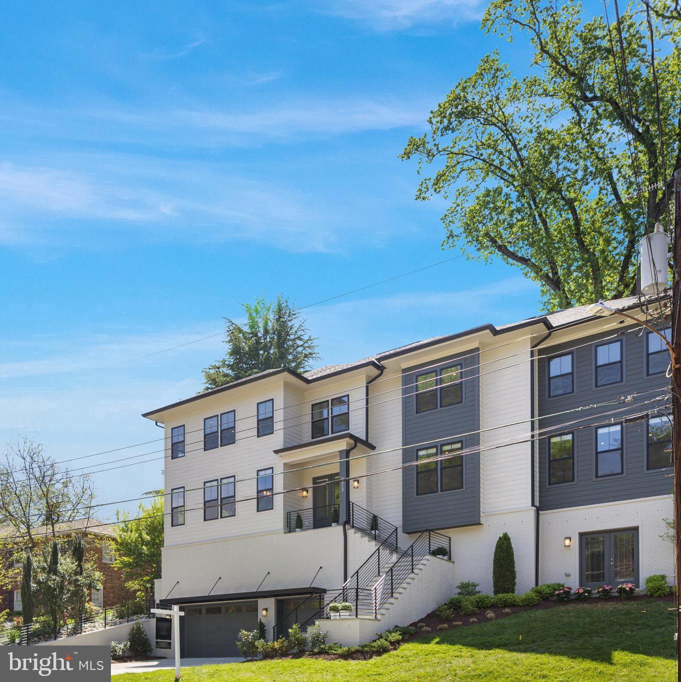 3812 N NELSON STREET