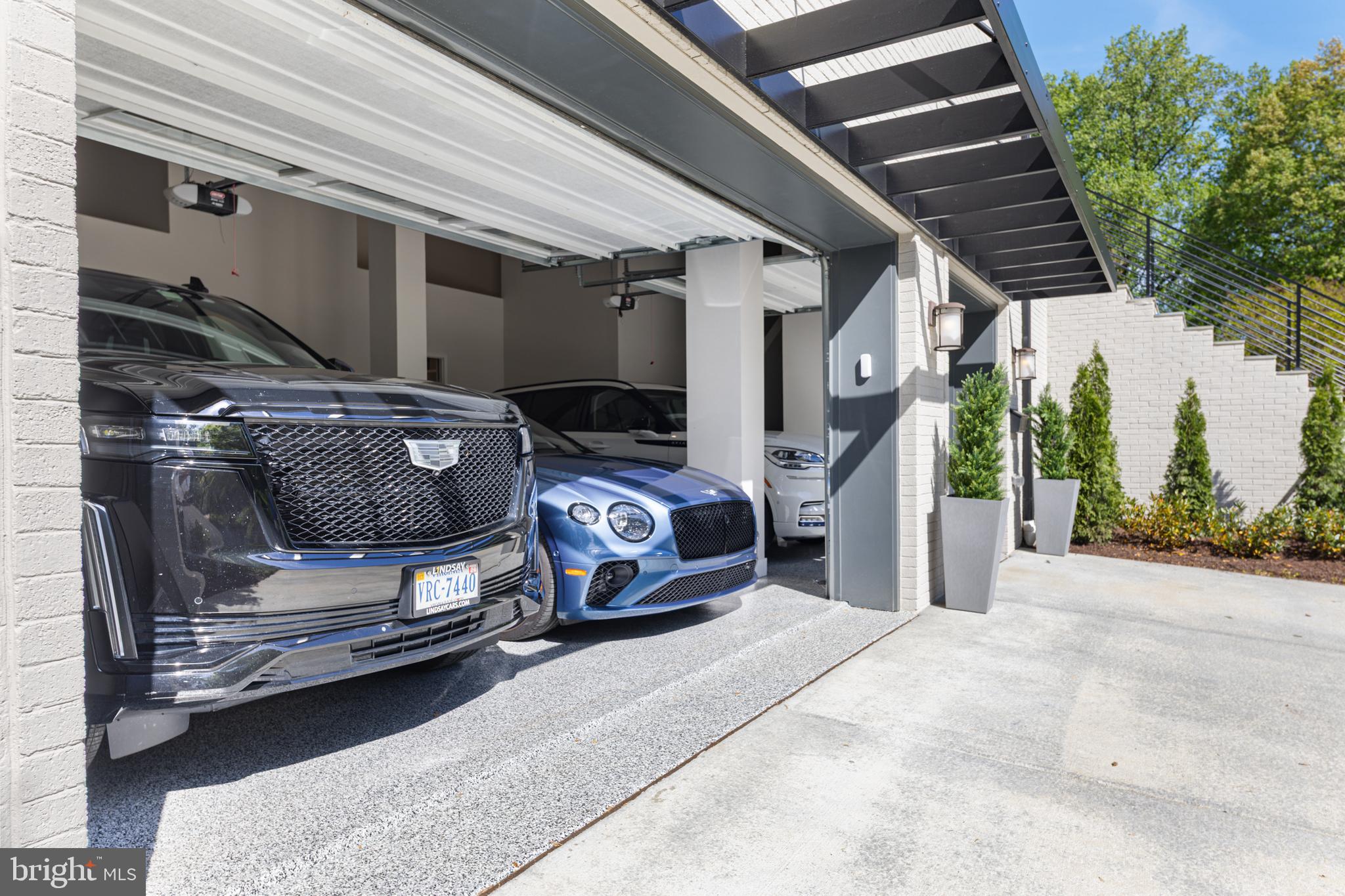 3812 N NELSON STREET