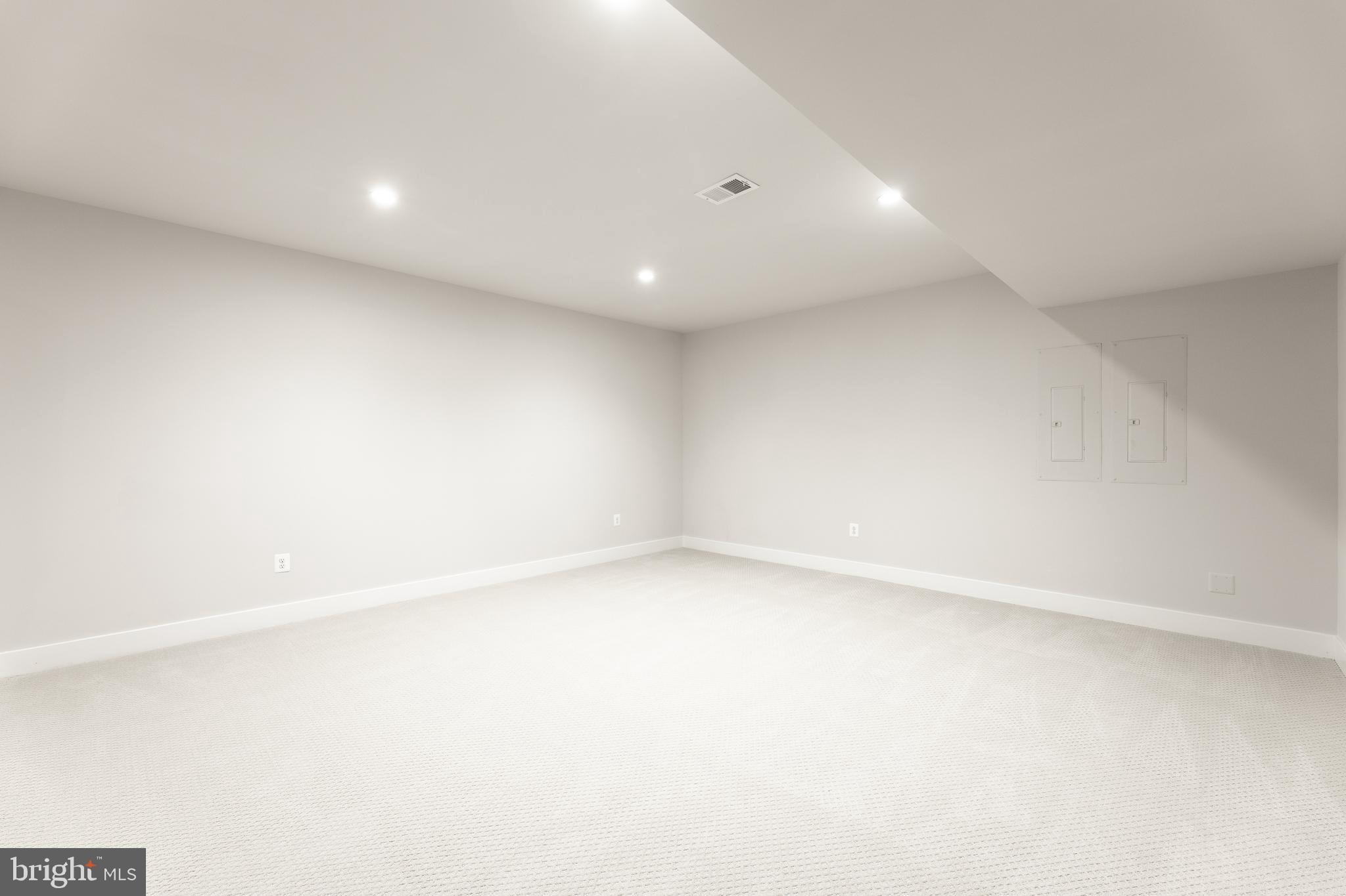 3812 N NELSON STREET