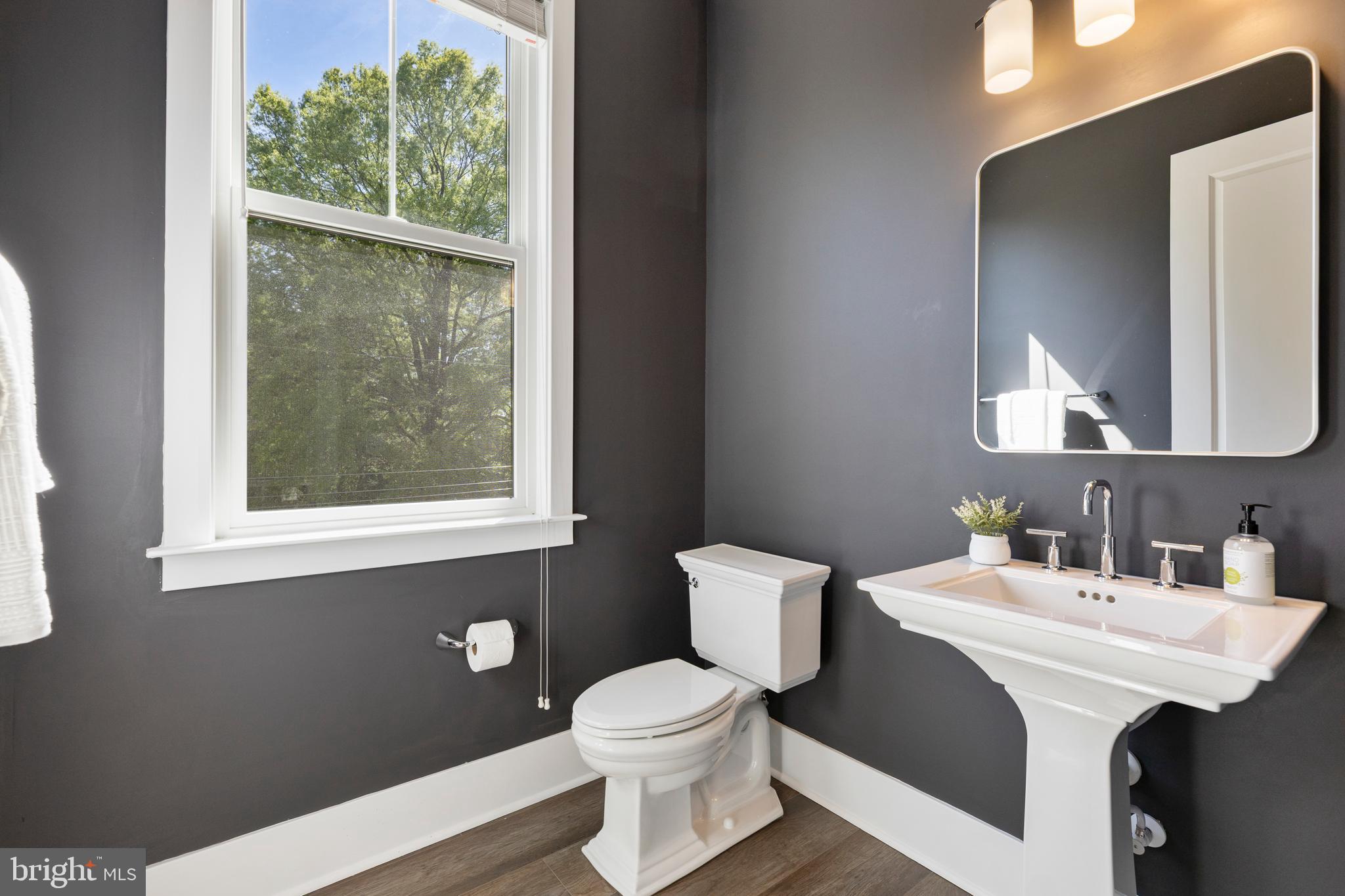 3812 N NELSON STREET