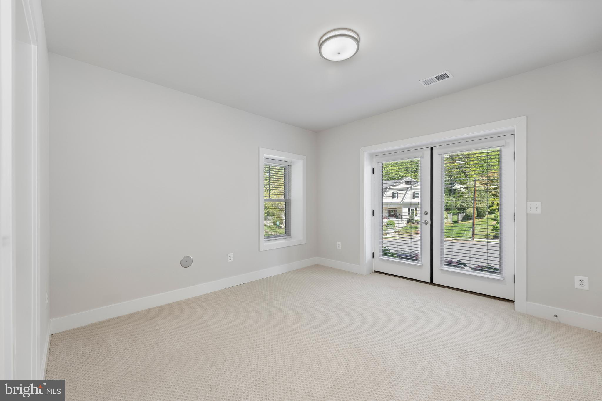 3812 N NELSON STREET