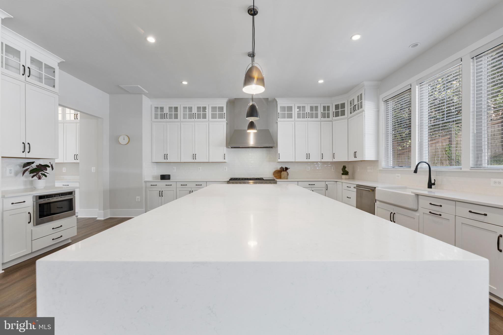 3812 N NELSON STREET