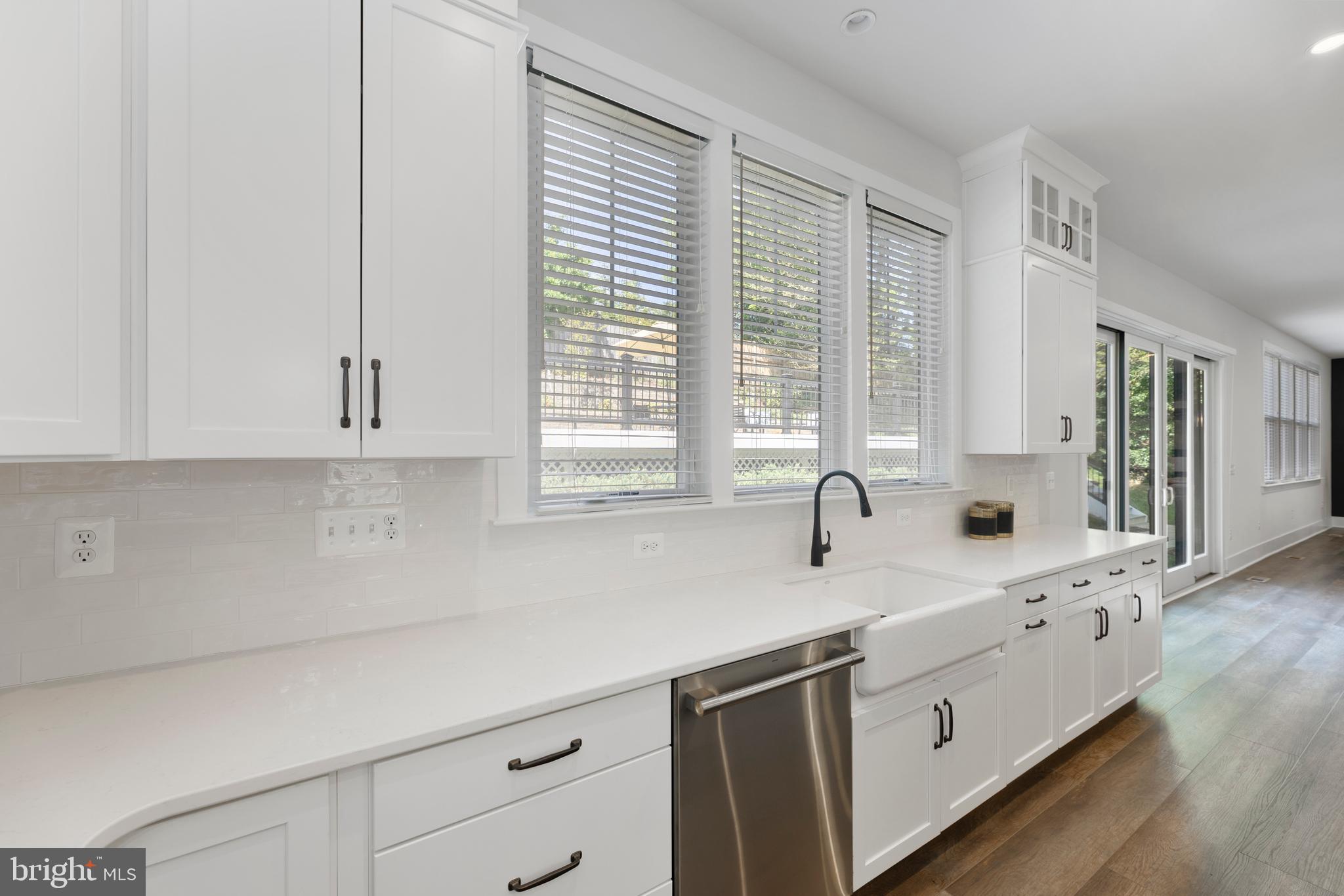 3812 N NELSON STREET