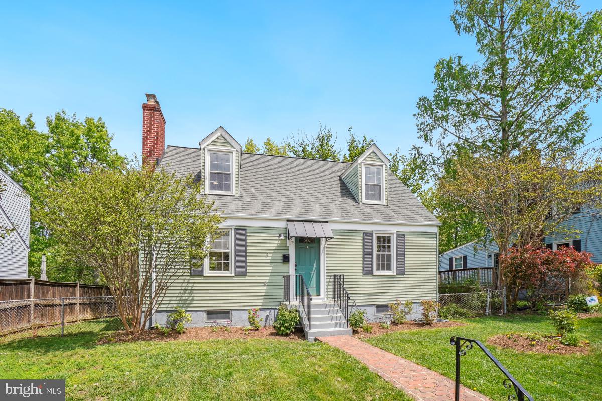 2309 S BUCHANAN STREET