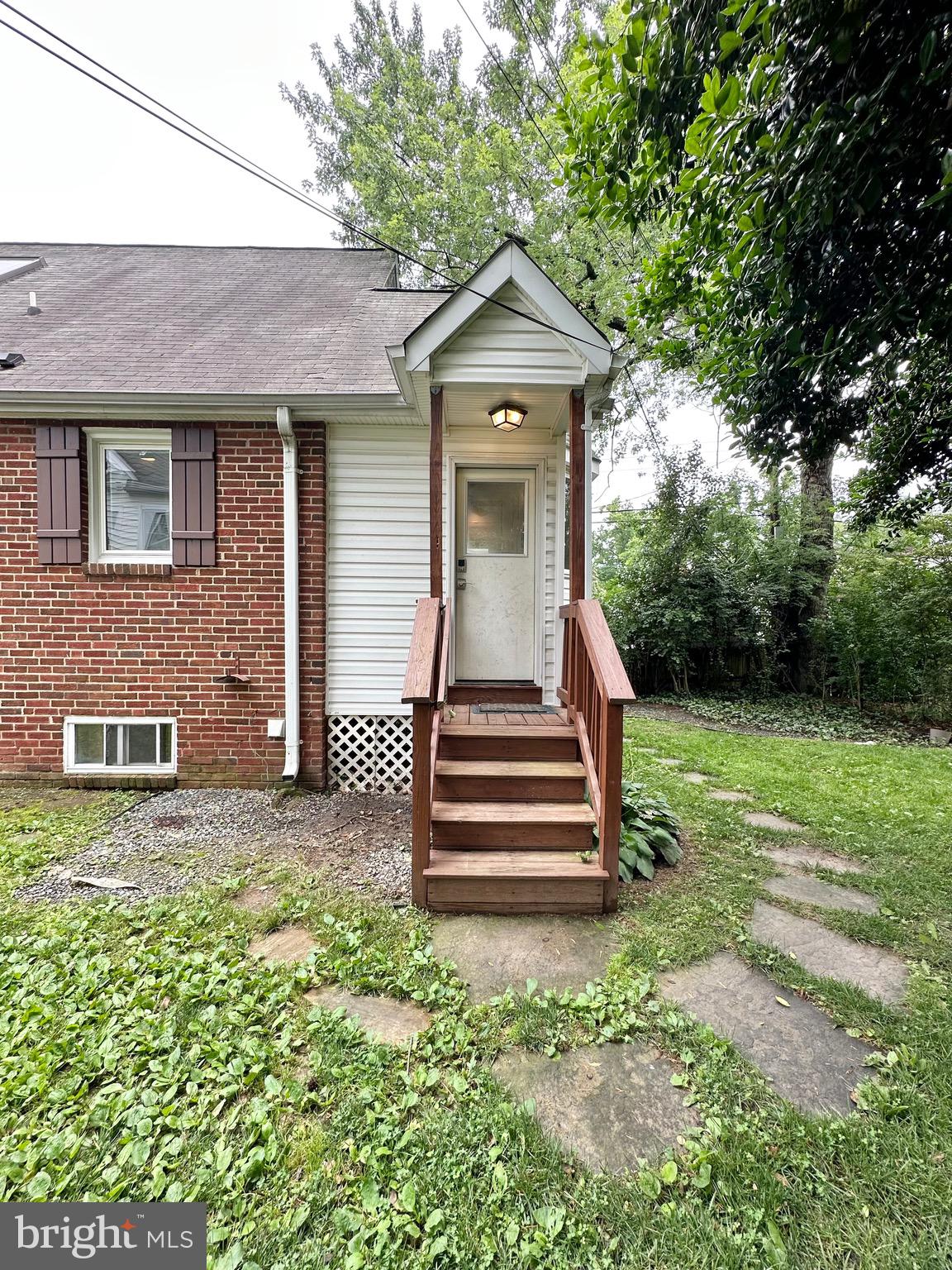 1612 N BUCHANAN STREET N