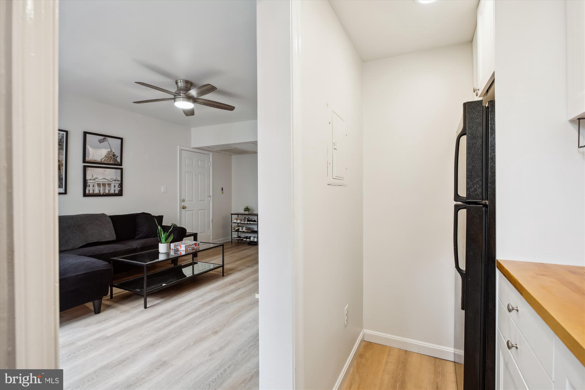 1728 QUEENS LANE 3-181