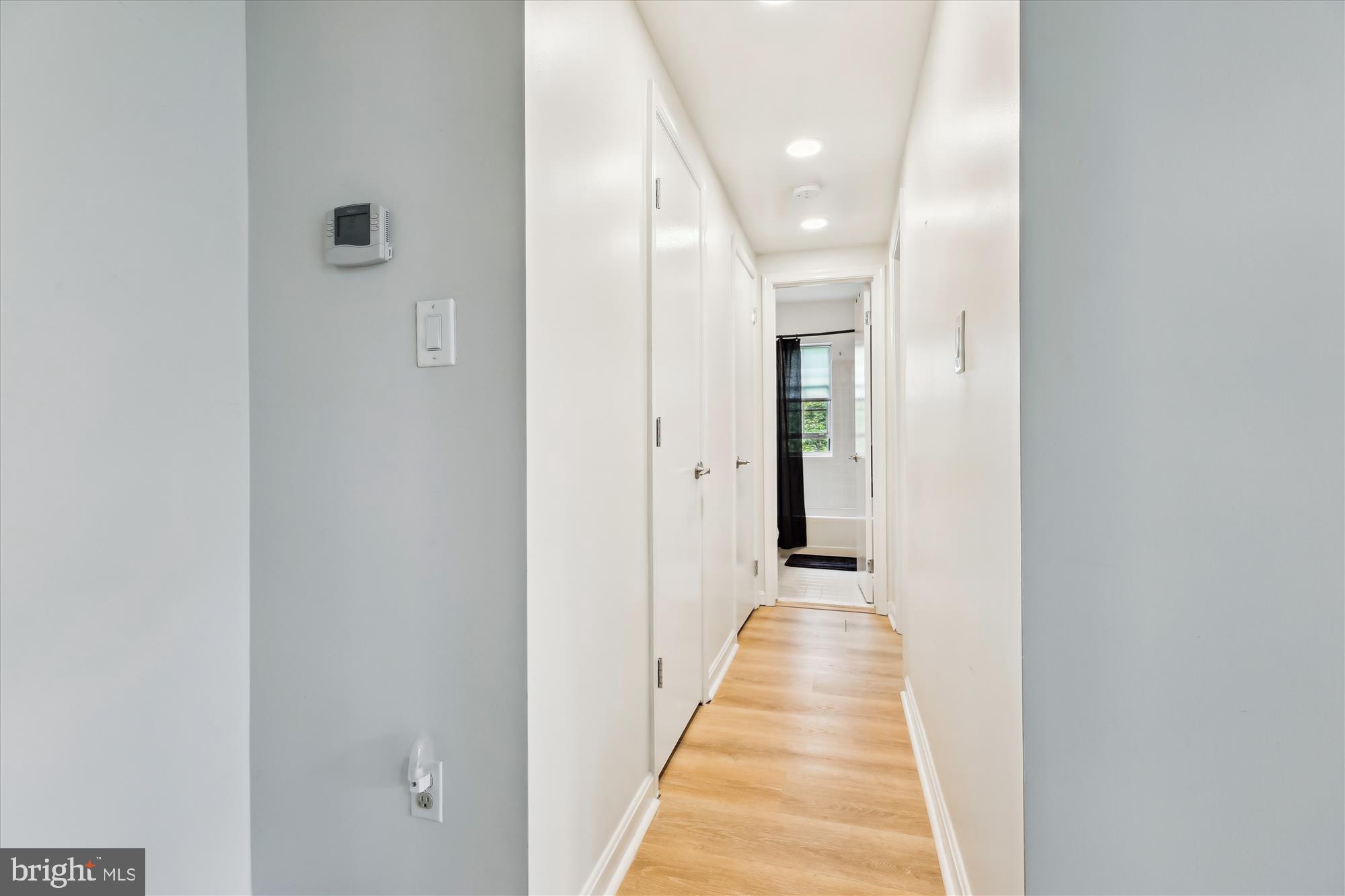 1728 QUEENS LANE 3-181