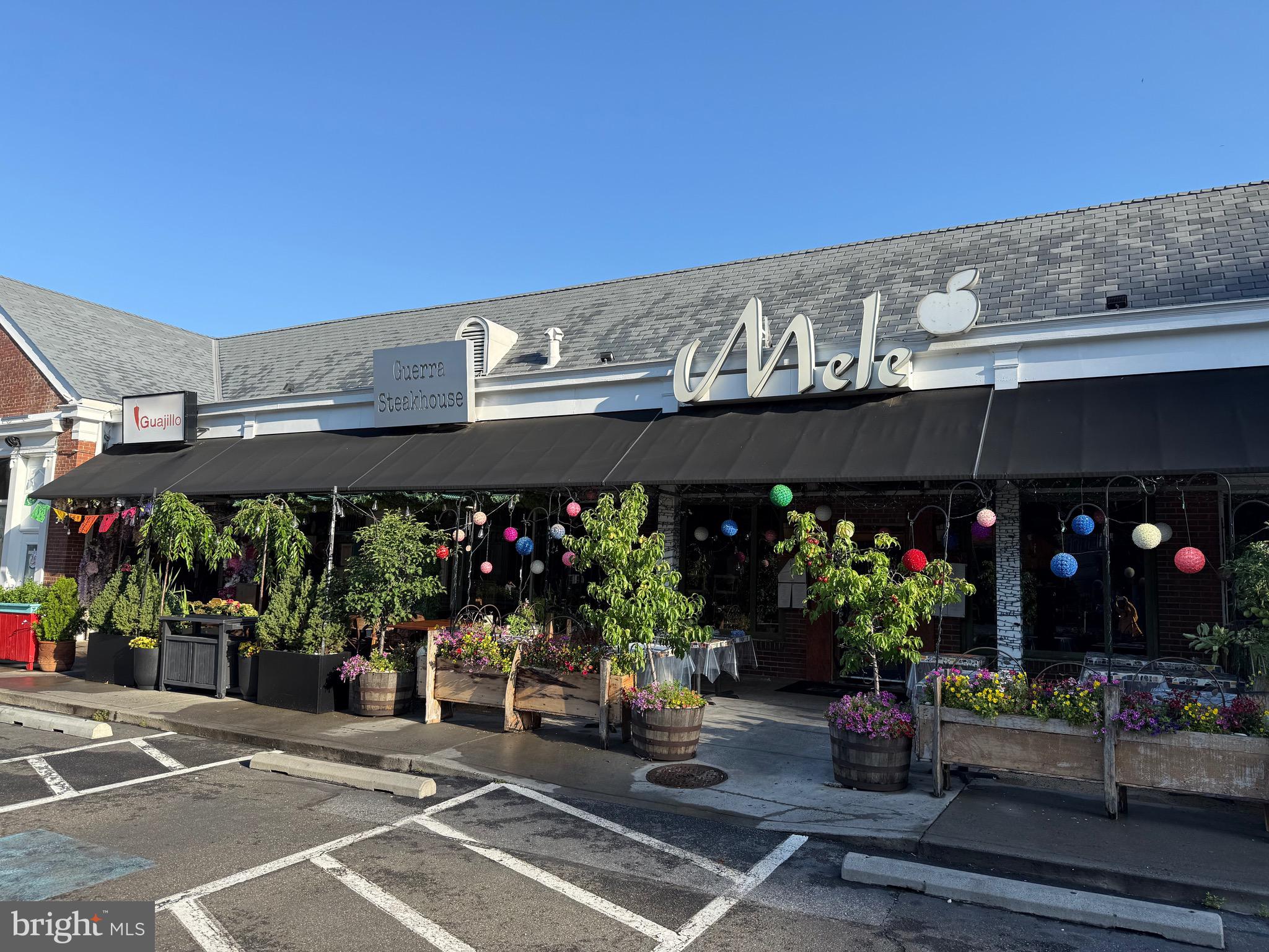1728 QUEENS LANE 3-181
