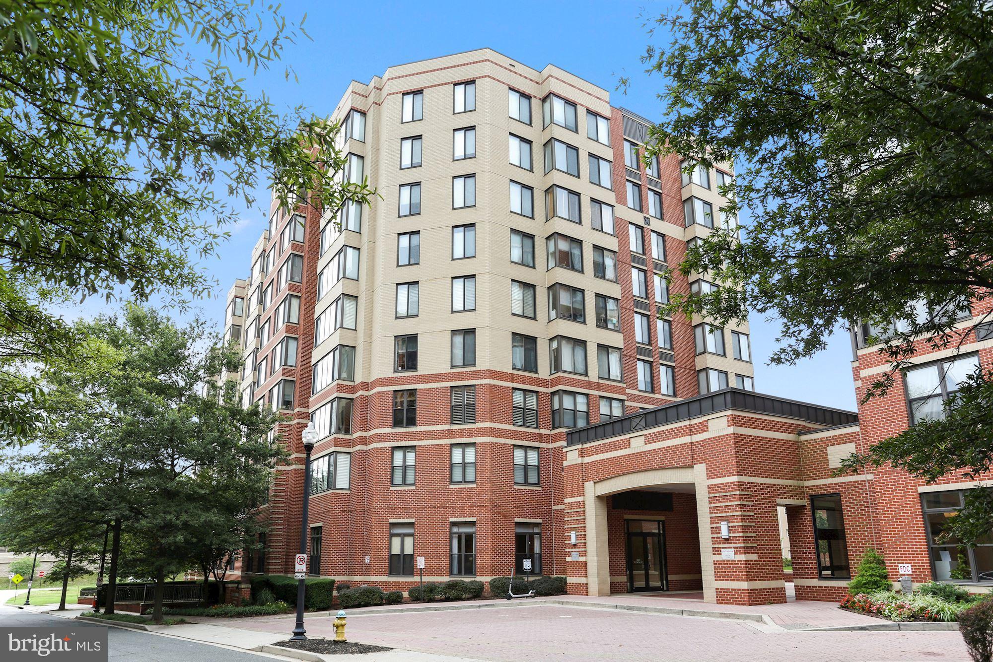 2220 FAIRFAX DRIVE 201