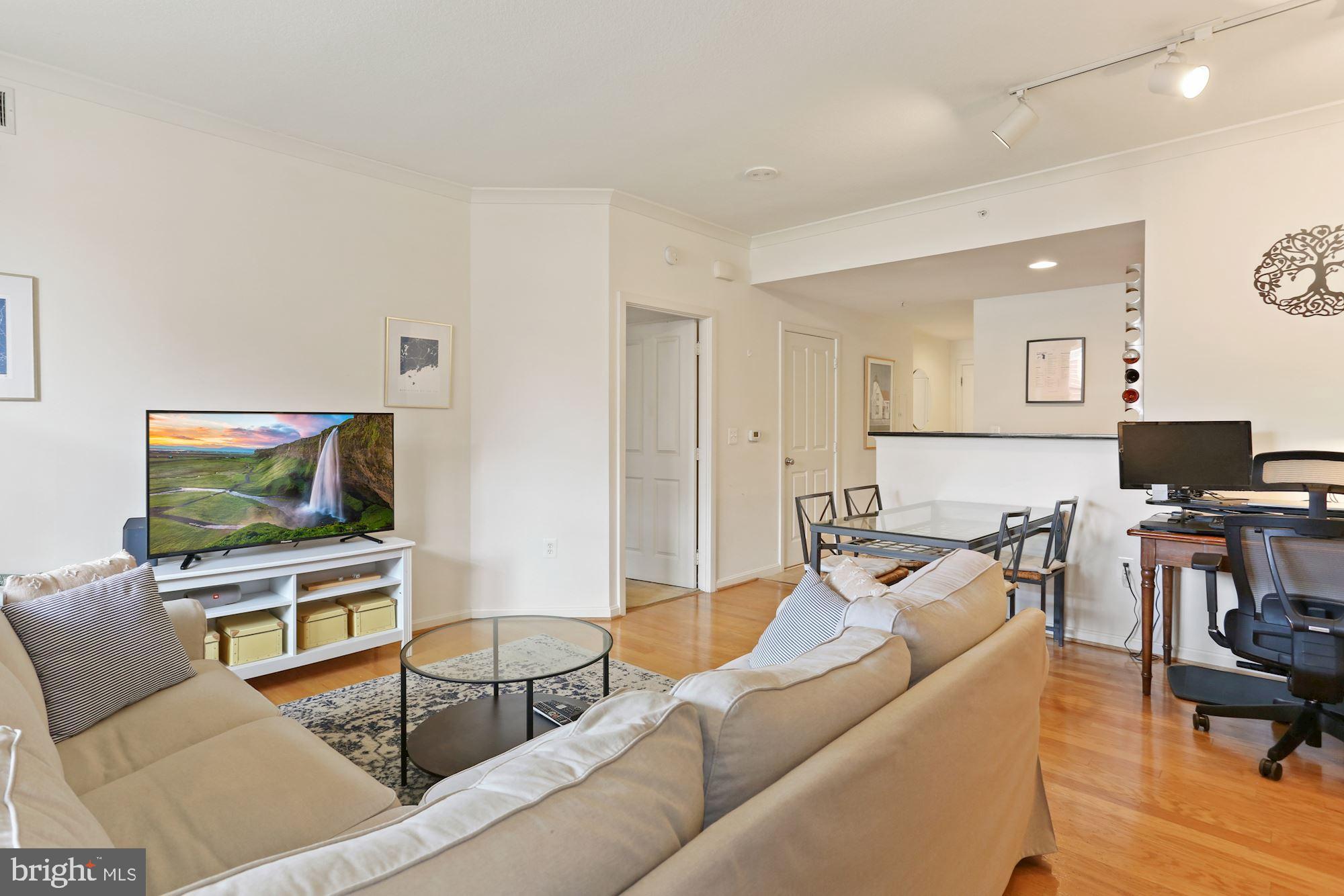 2220 FAIRFAX DRIVE 201