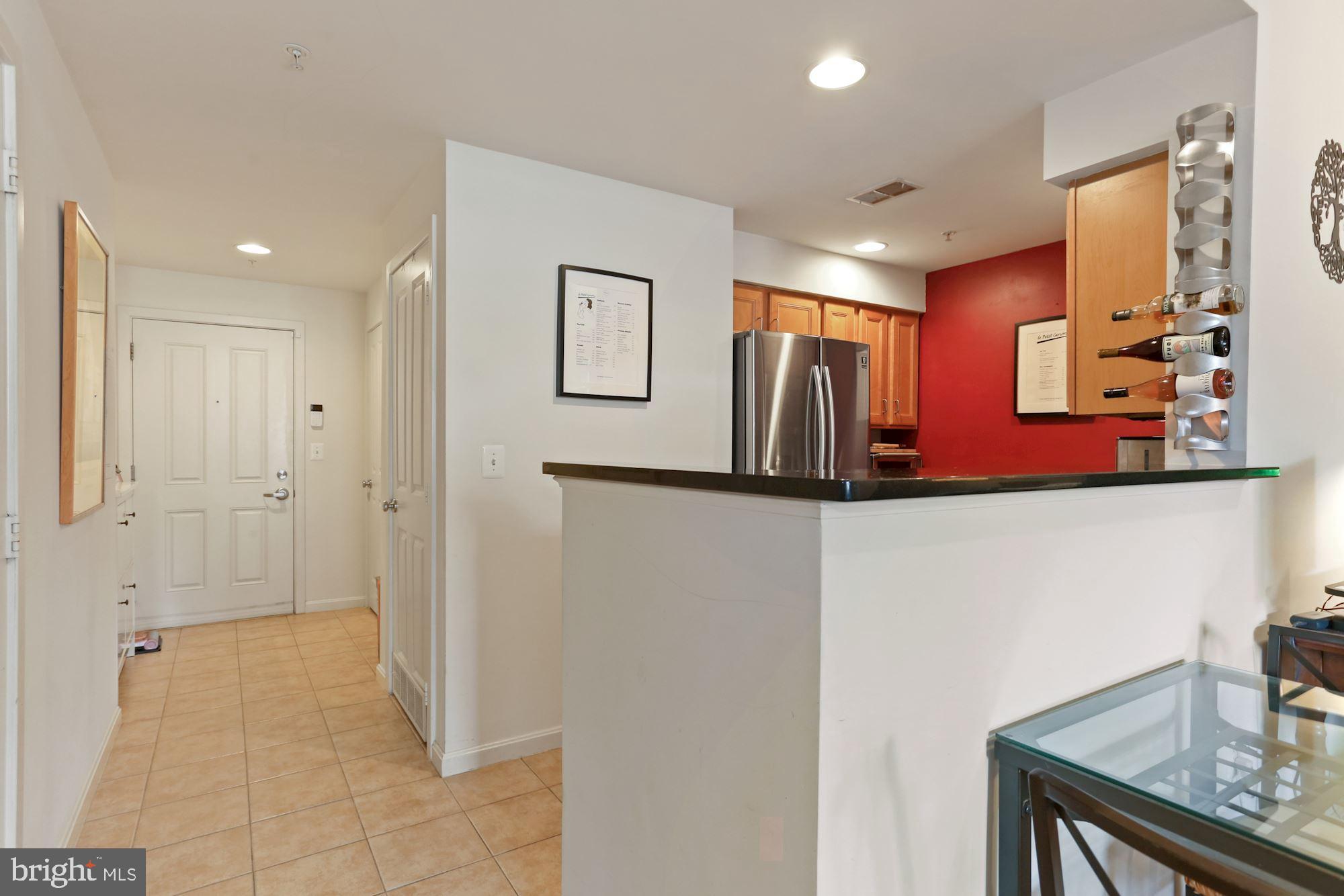 2220 FAIRFAX DRIVE 201