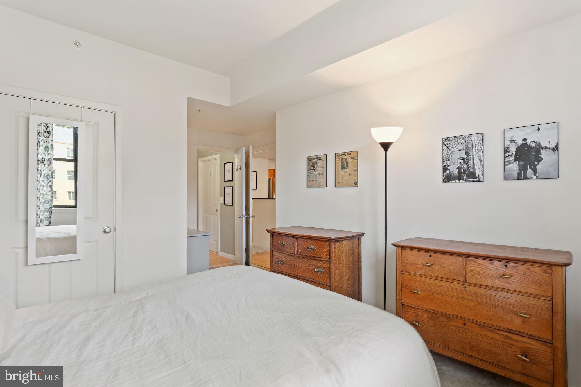 2220 FAIRFAX DRIVE 201