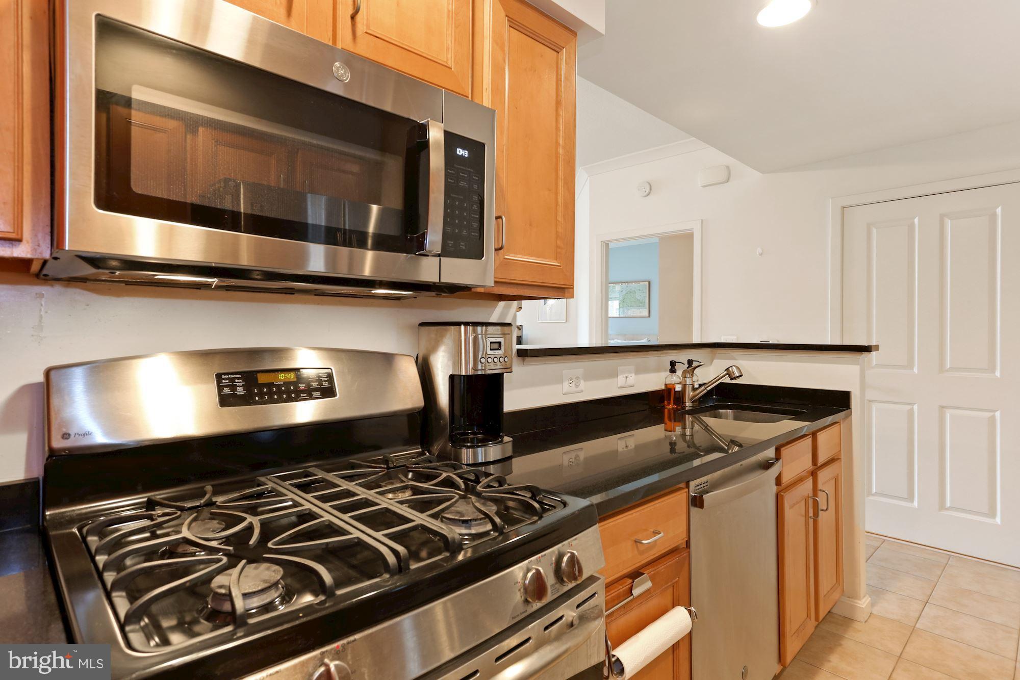 2220 FAIRFAX DRIVE 201