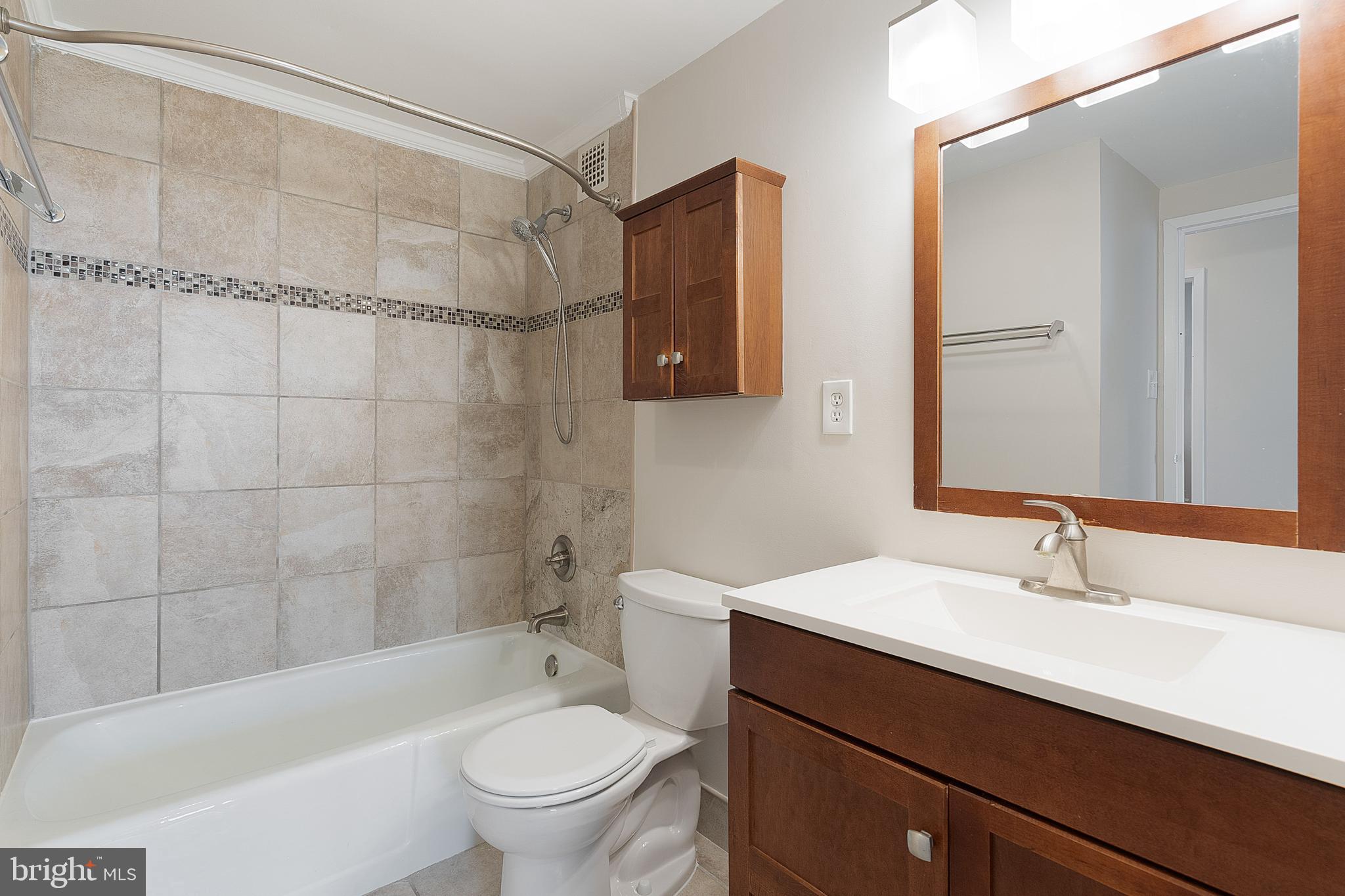 4141 N HENDERSON ROAD 1114