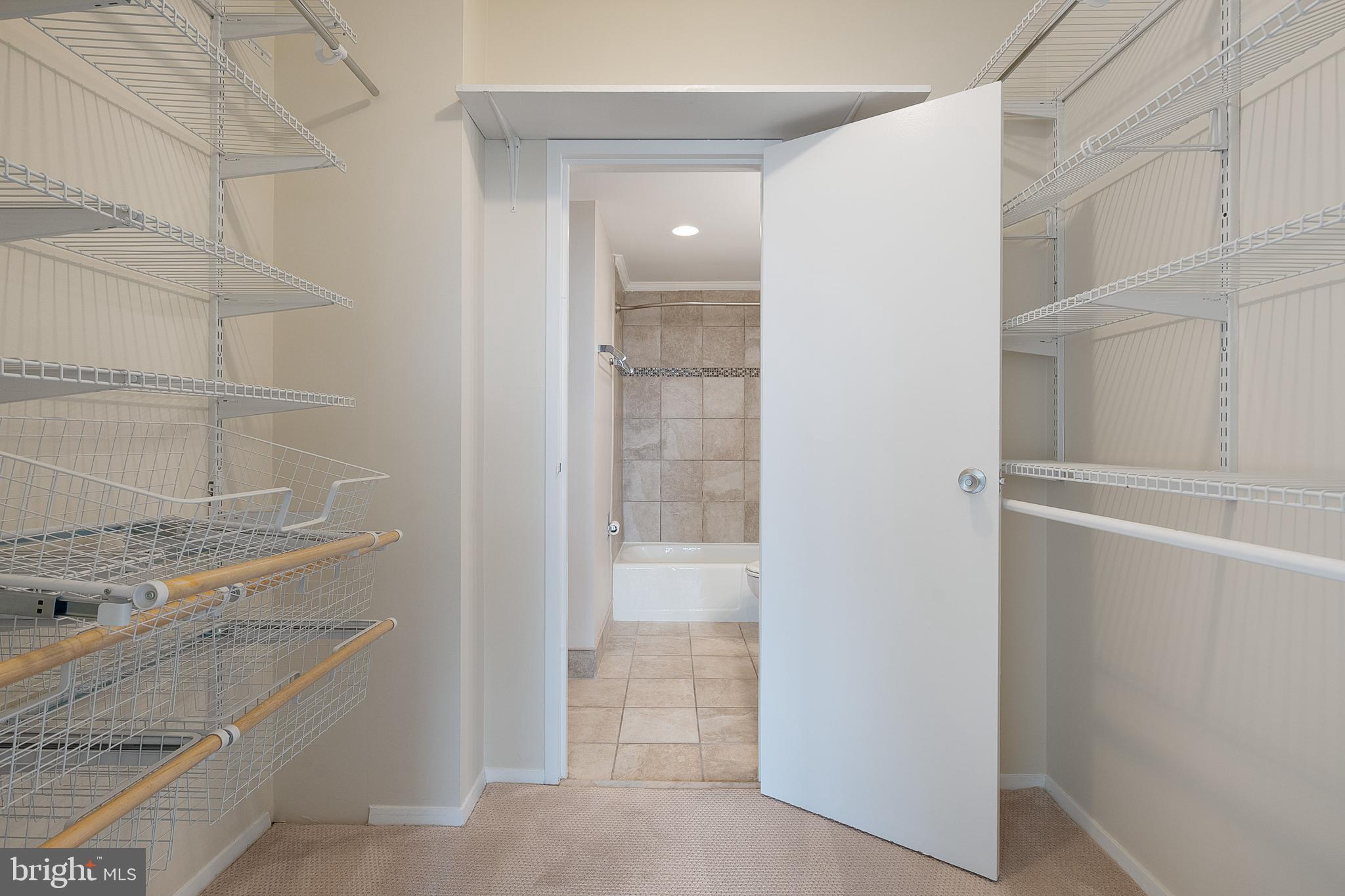 4141 N HENDERSON ROAD 1114