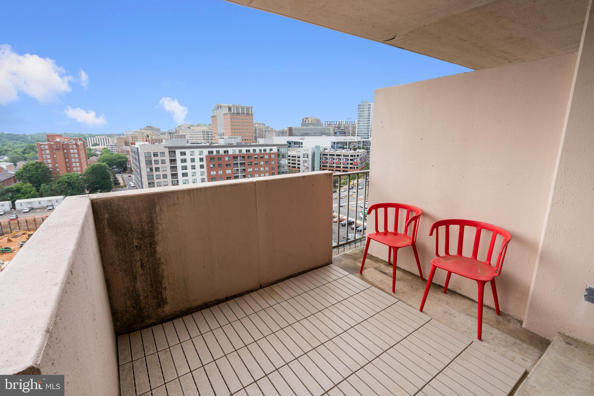 4141 N HENDERSON ROAD 1114
