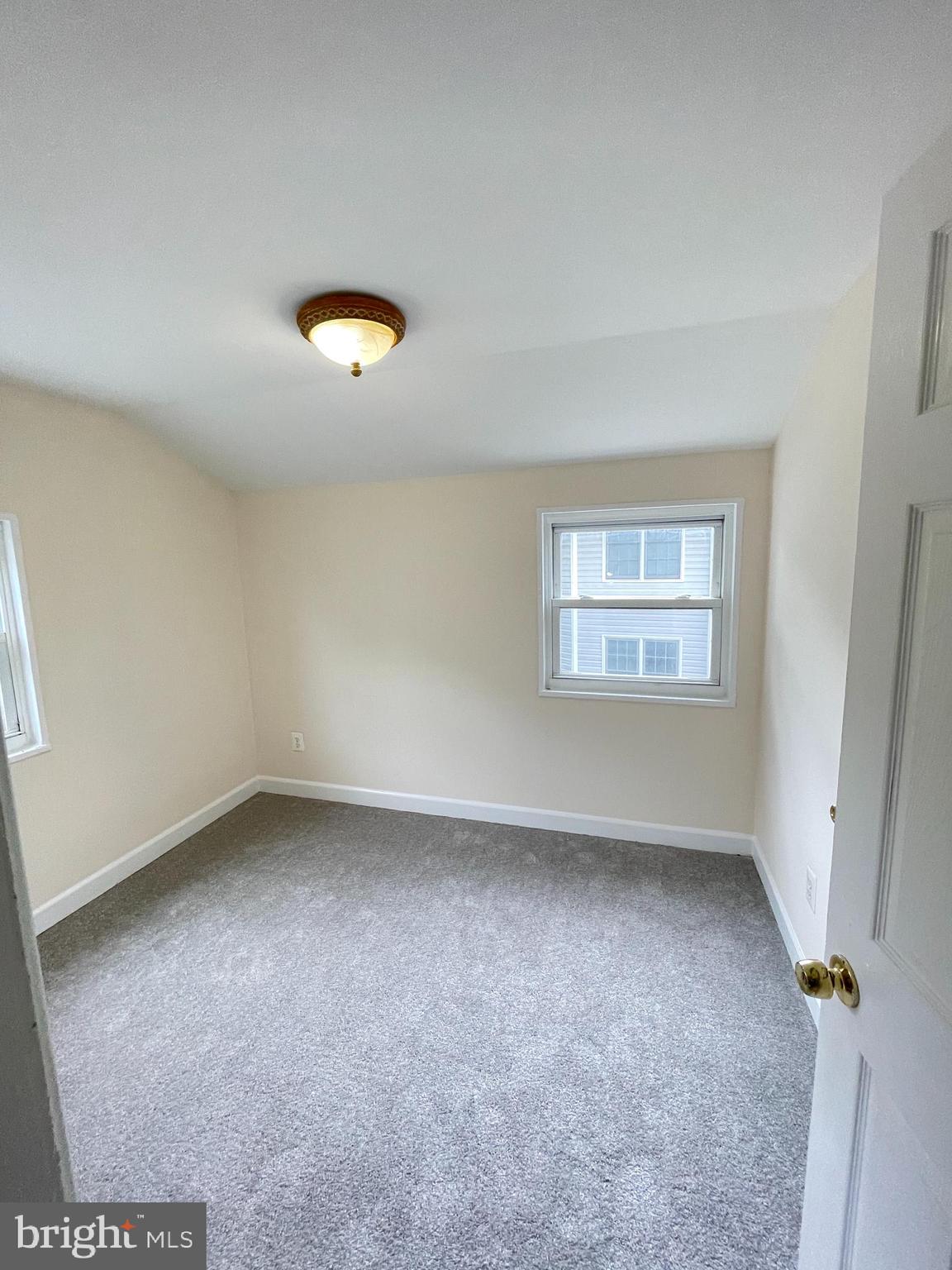 833 S HARRISON STREET S