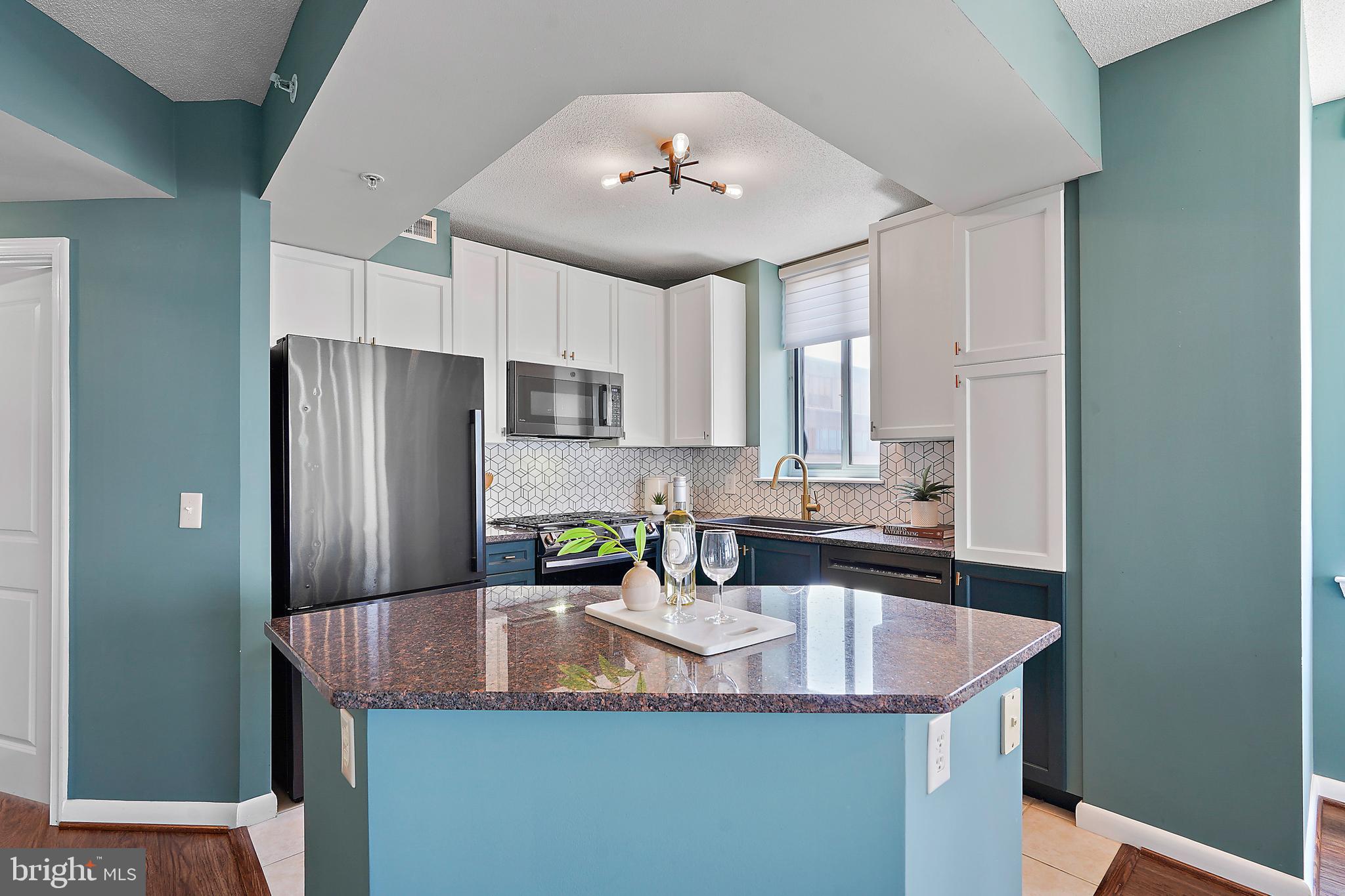 851 N GLEBE ROAD 1304