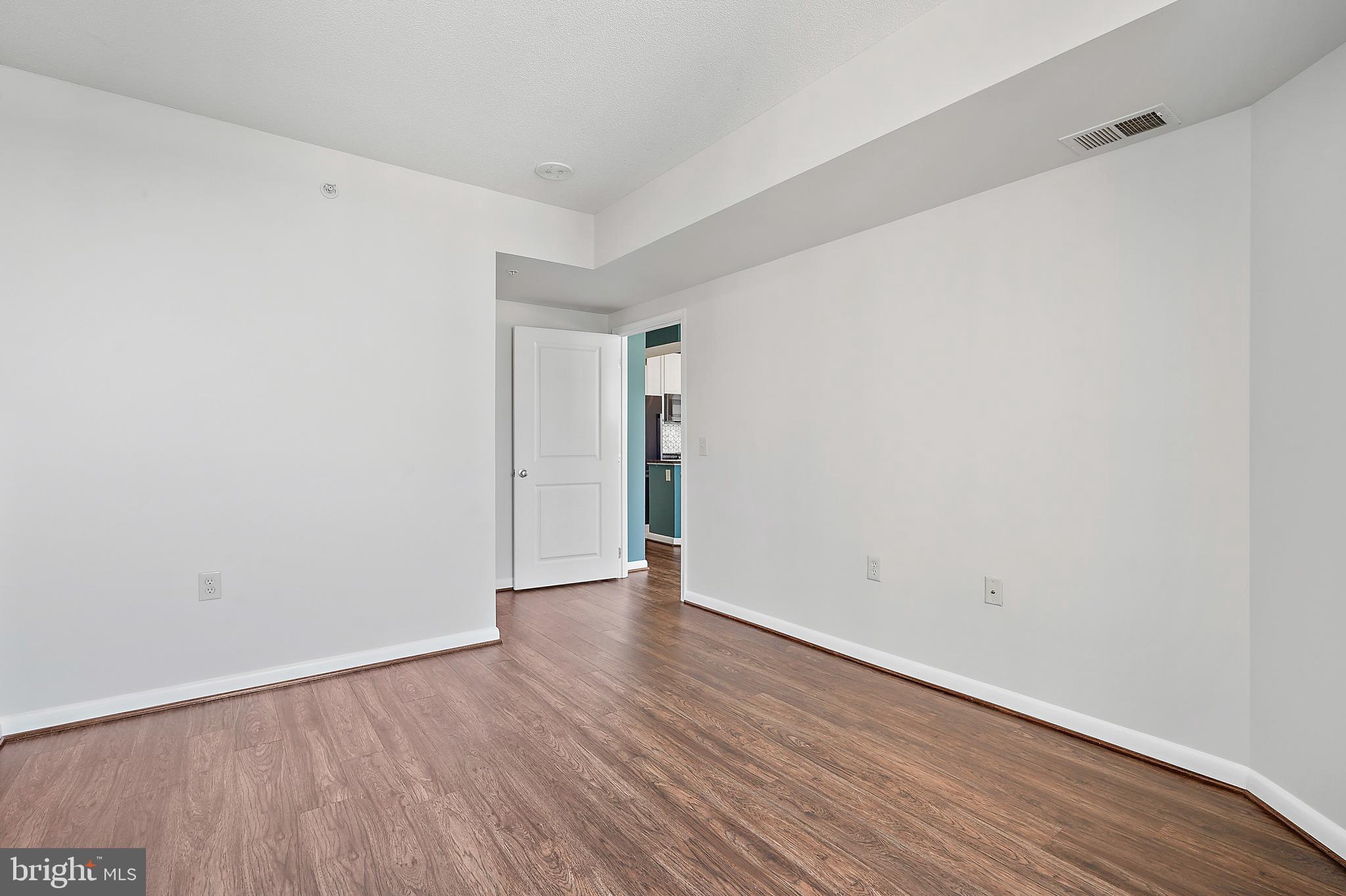851 N GLEBE ROAD 1304