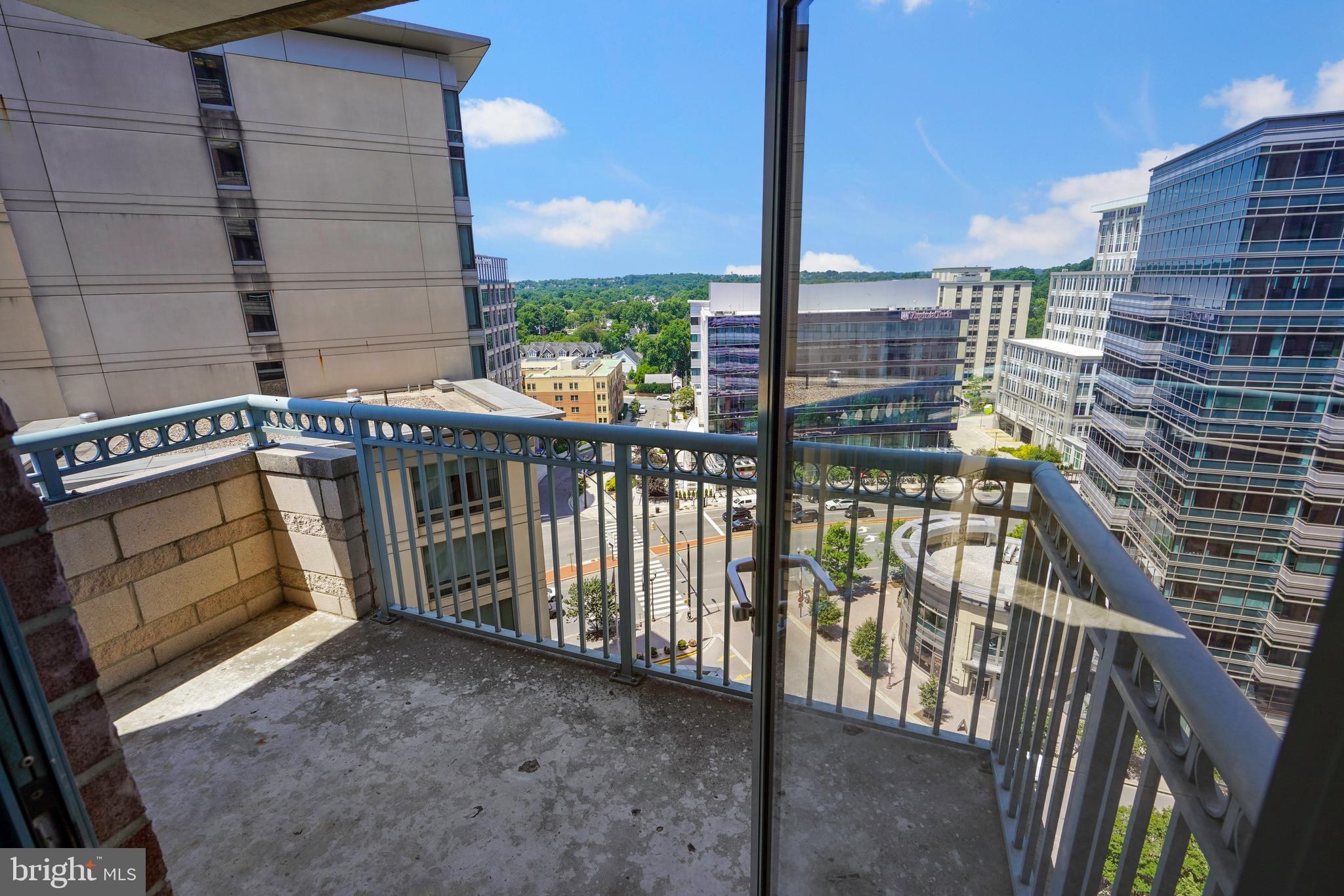 851 N GLEBE ROAD 1304