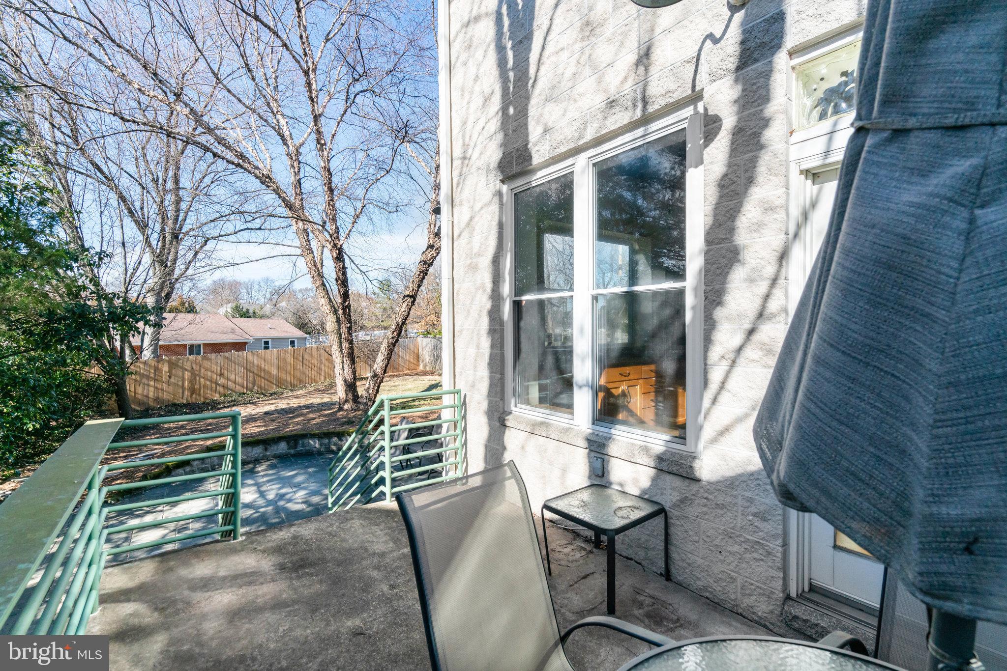 2222 N EMERSON STREET