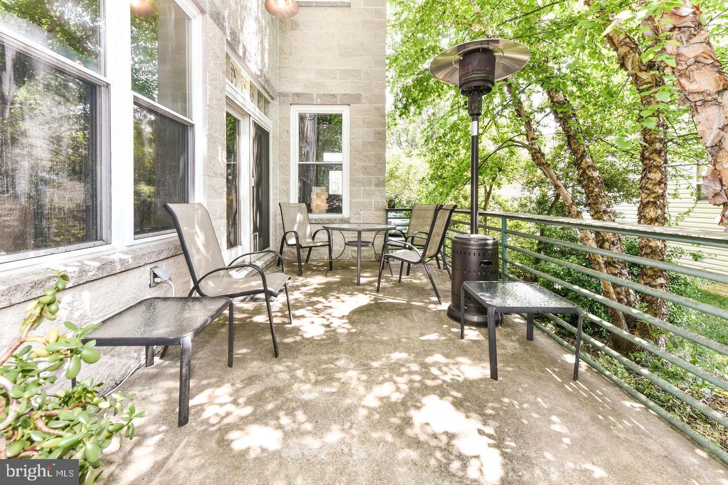 2222 N EMERSON STREET