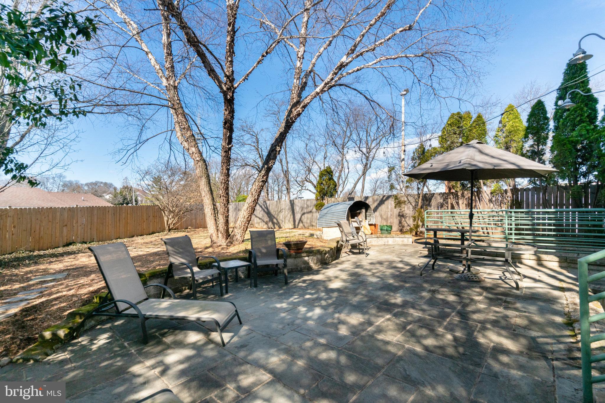 2222 N EMERSON STREET