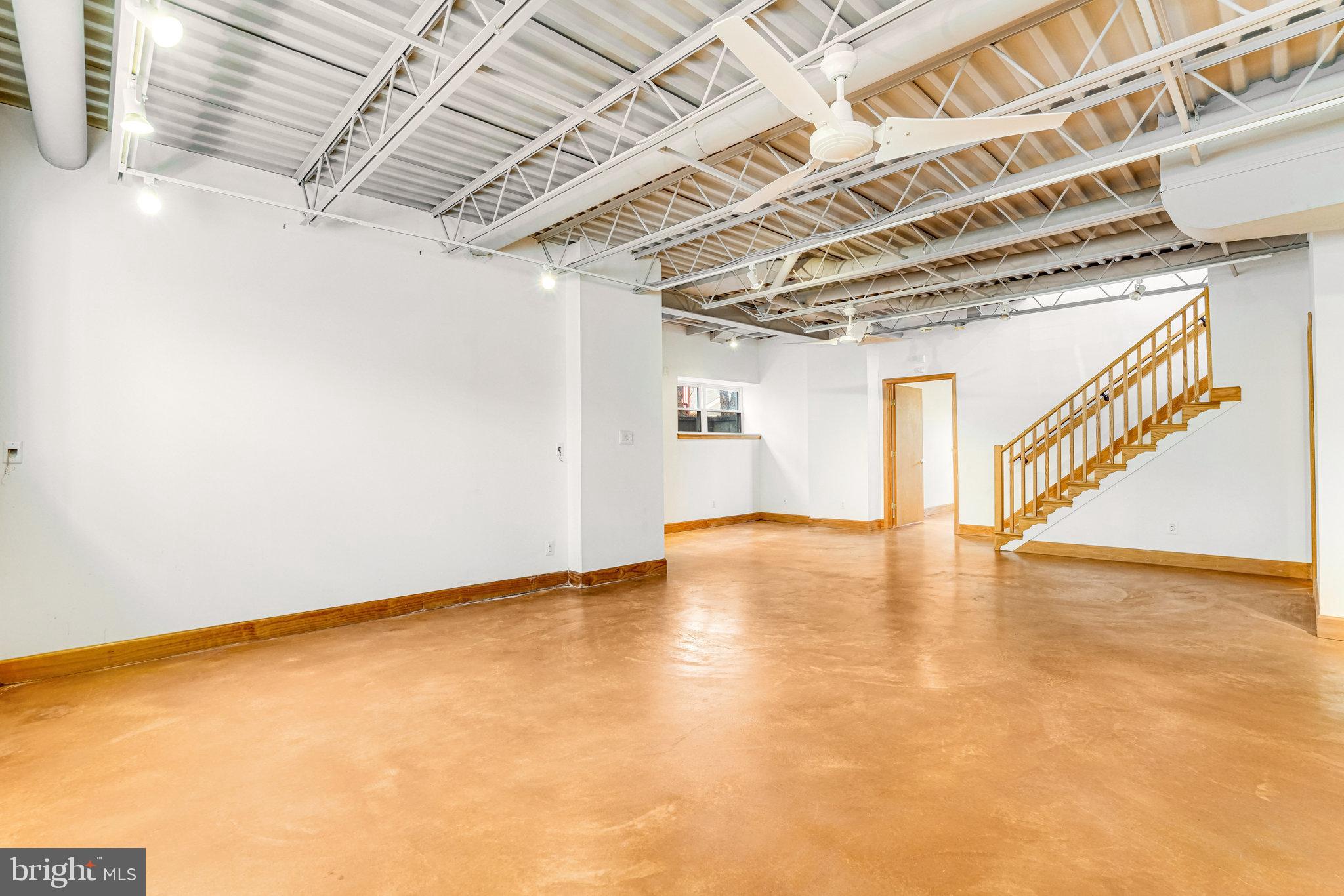 2222 N EMERSON STREET