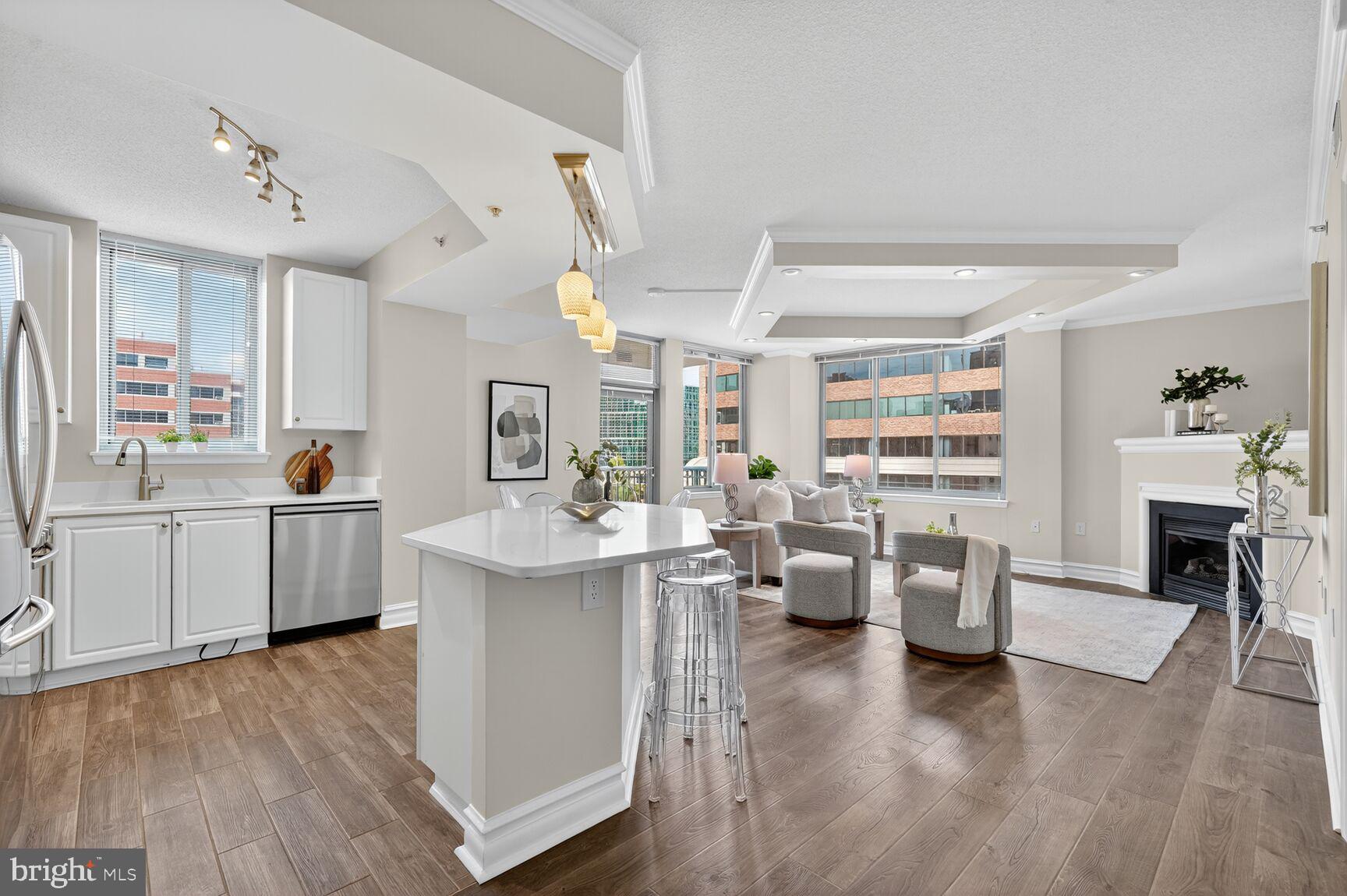 851 N GLEBE ROAD 411