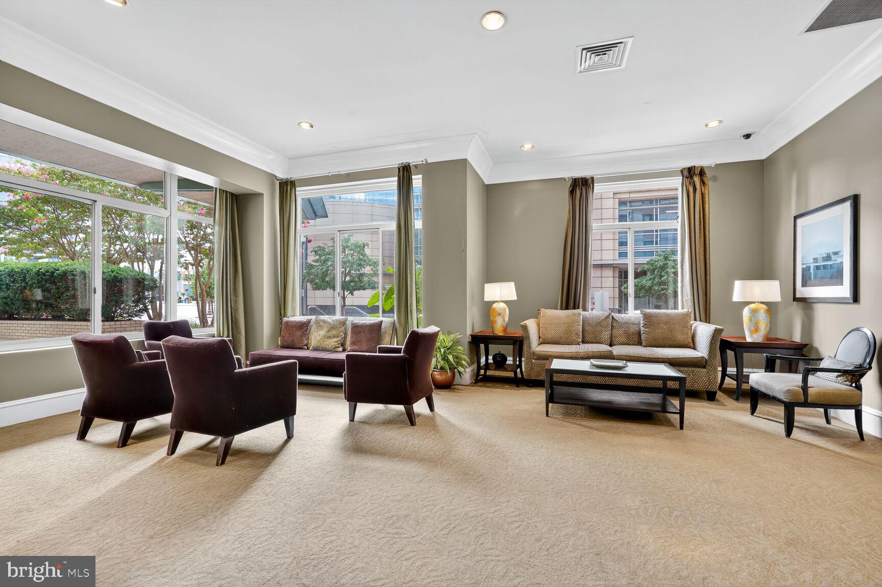 851 N GLEBE ROAD 411