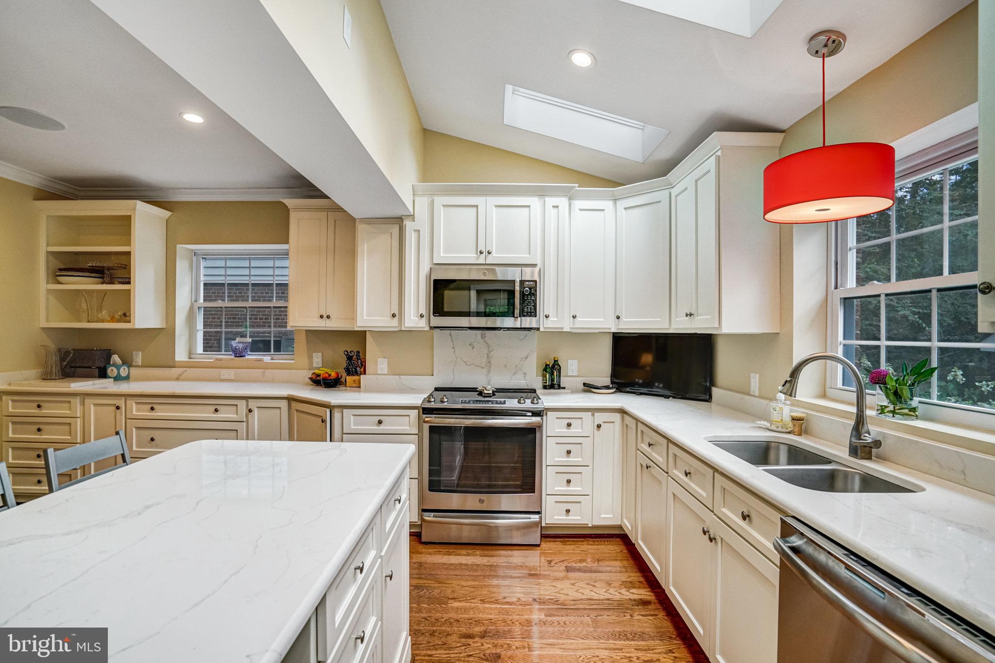 3110 17TH STREET N