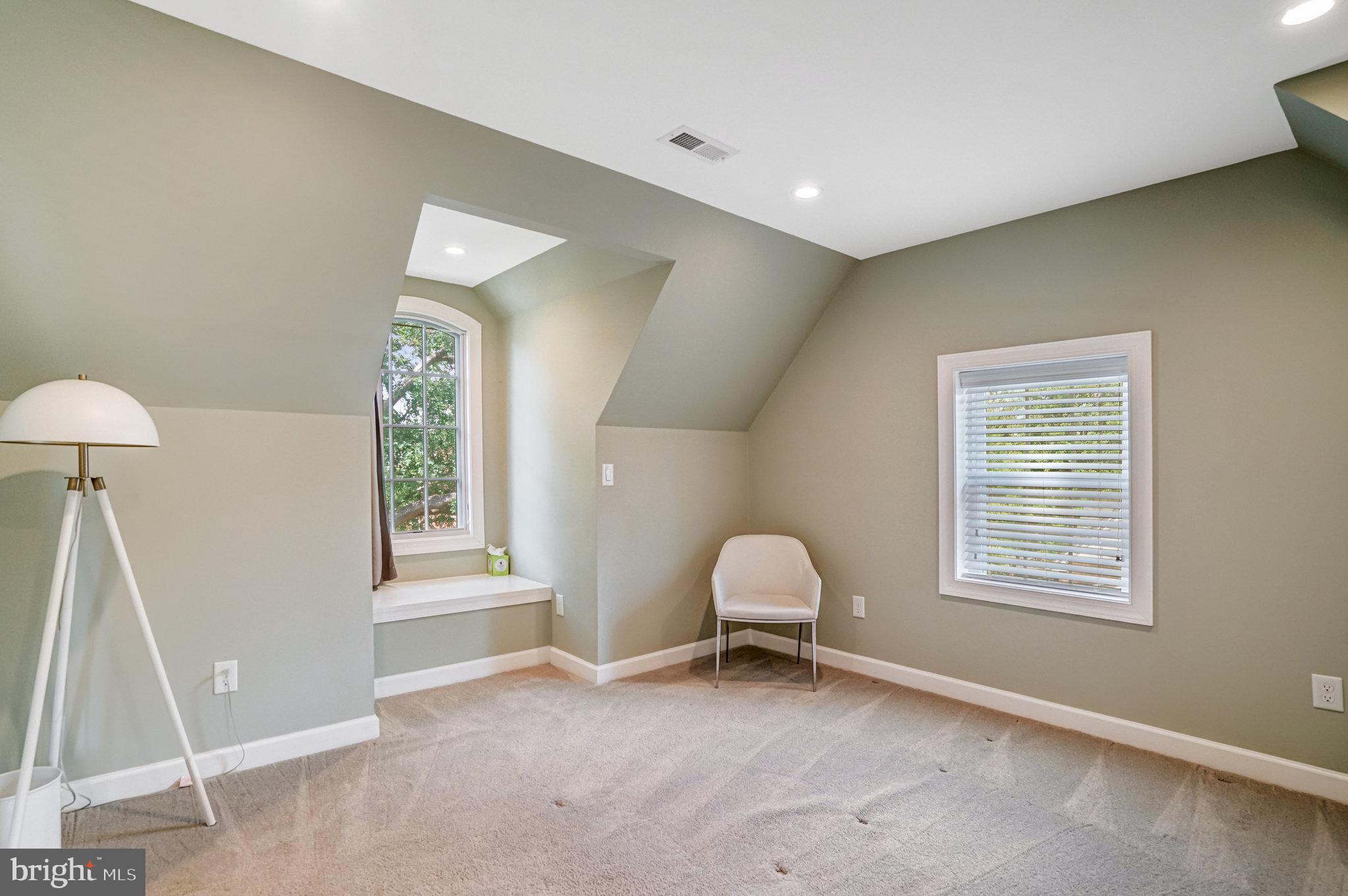 3110 17TH STREET N