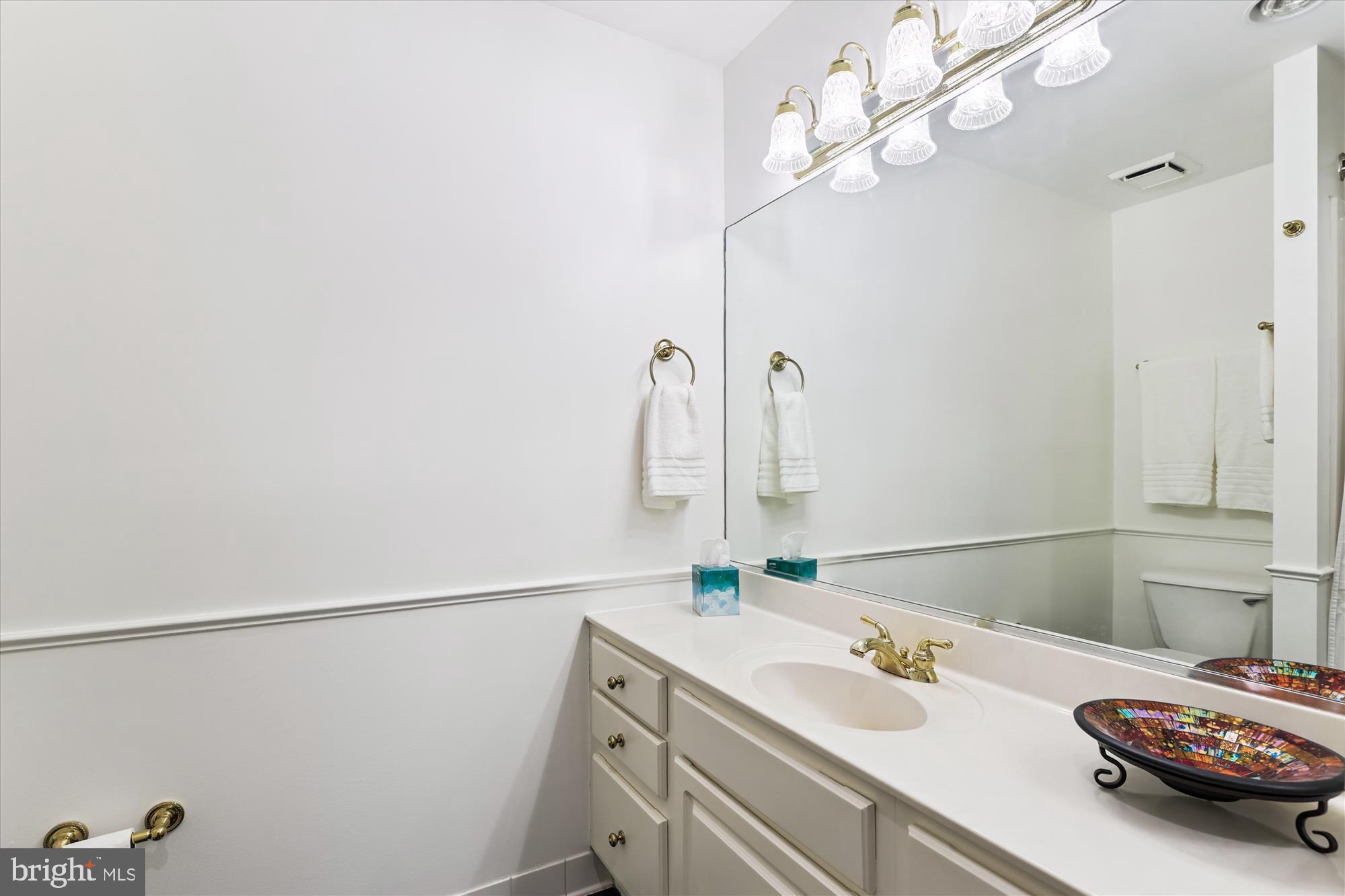 6924 FAIRFAX DRIVE 114