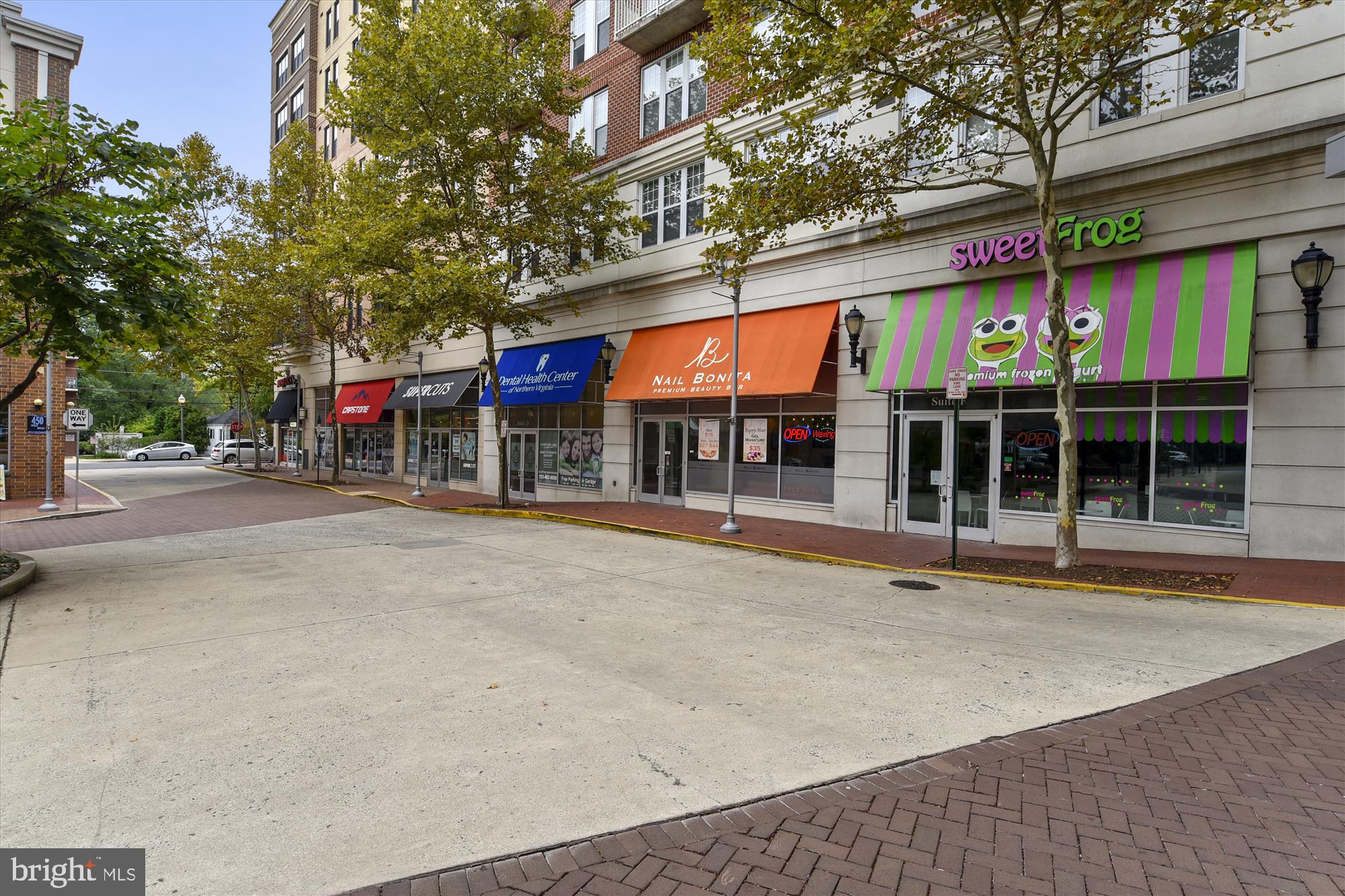 6924 FAIRFAX DRIVE 114