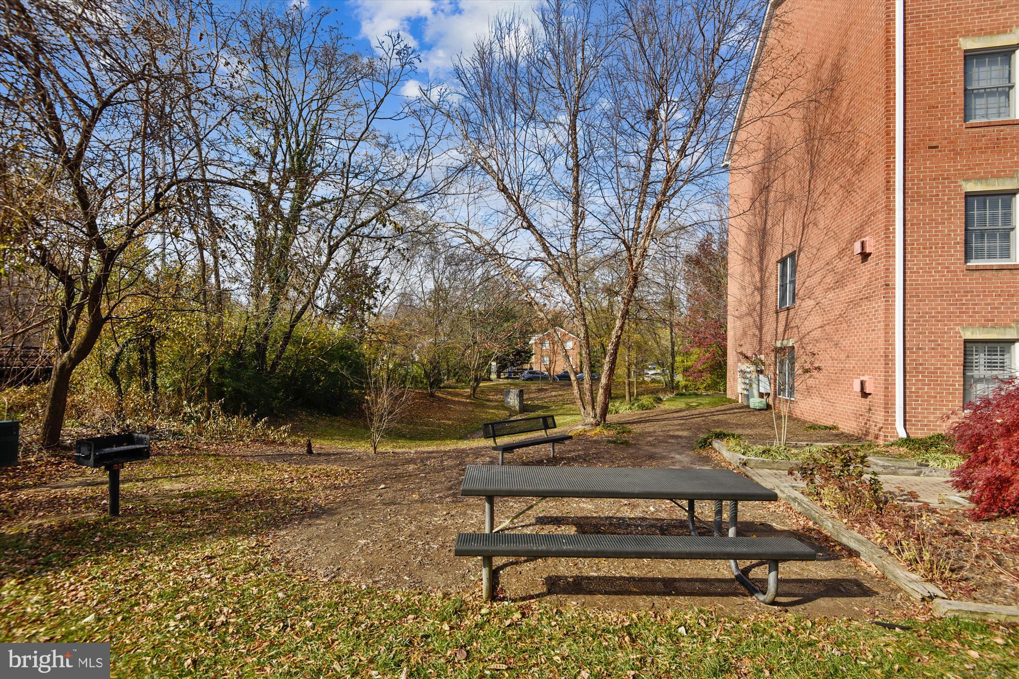 6924 FAIRFAX DRIVE 114