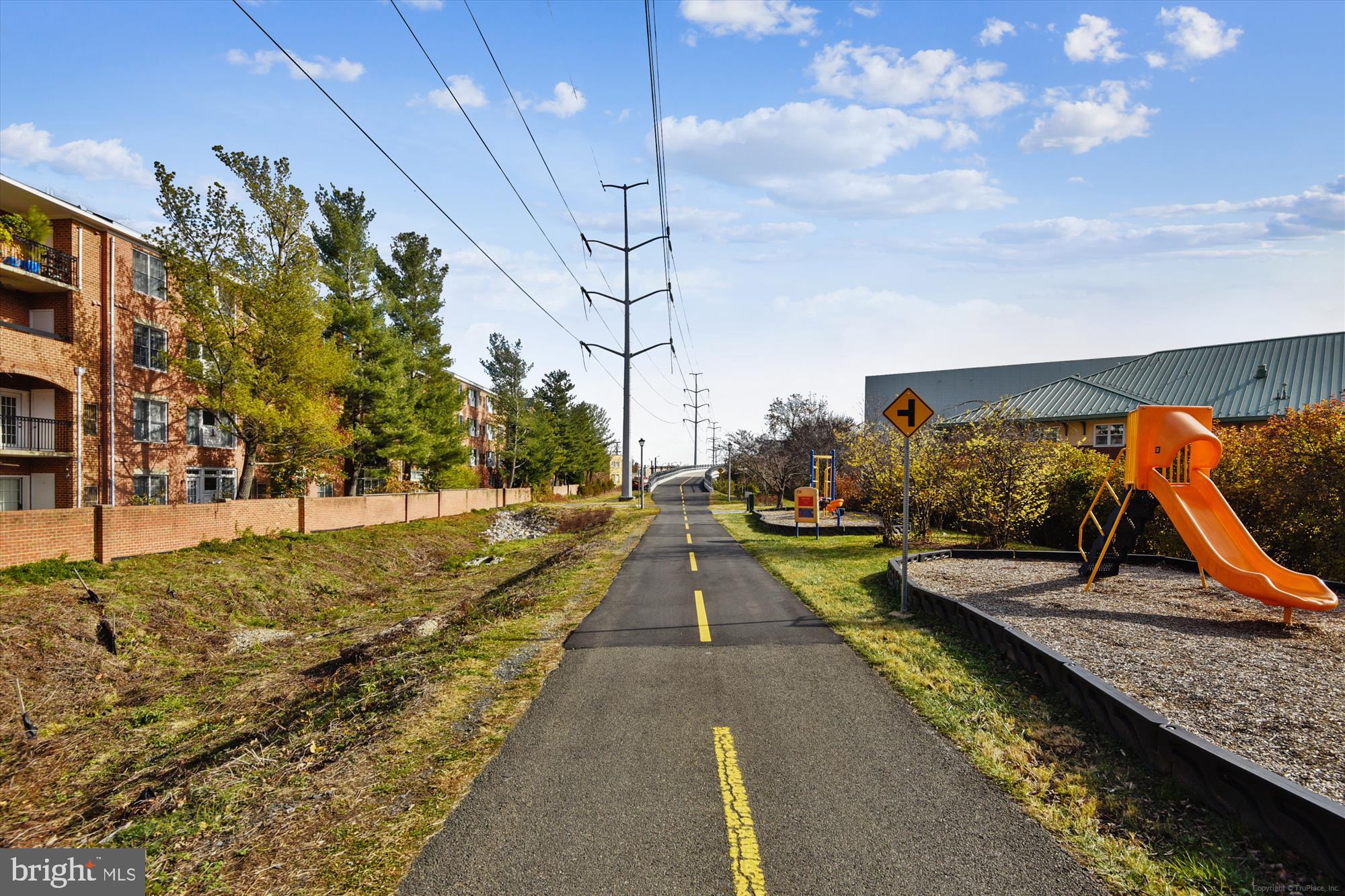 6924 FAIRFAX DRIVE 114